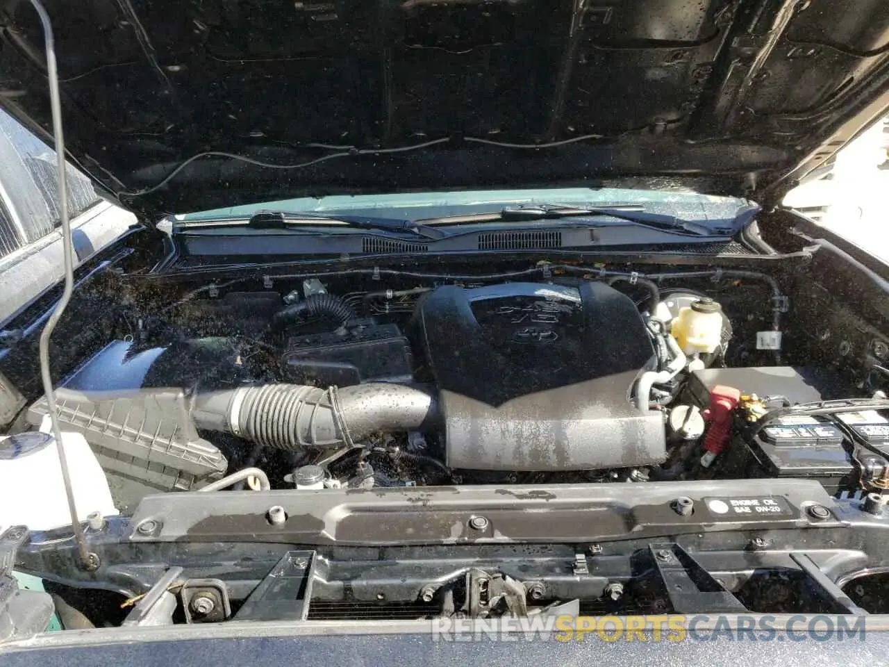 7 fotografías del automóvil dañado 5TFAZ5CN2KX076697 TOYOTA TACOMA 2019