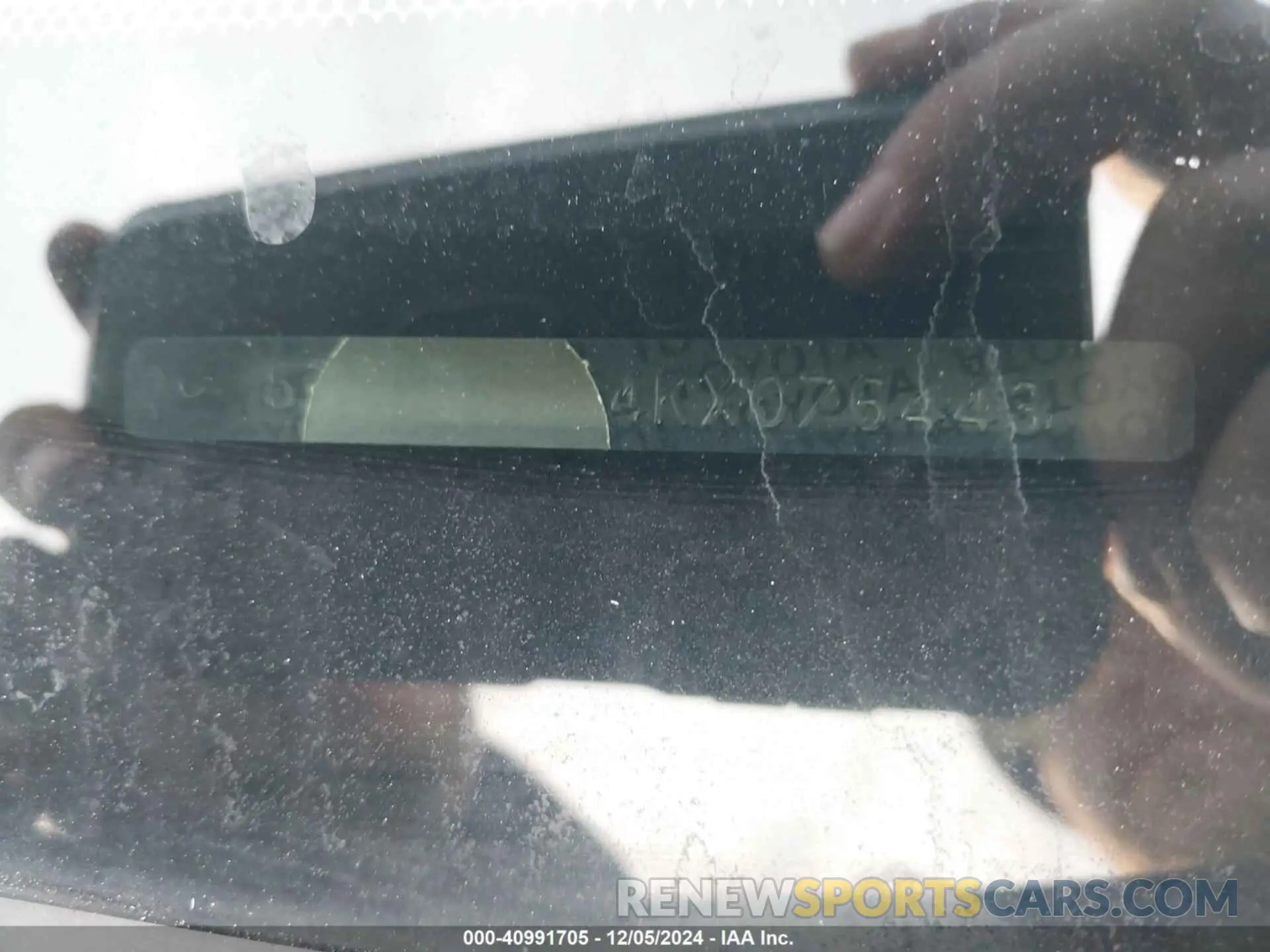 17 fotografías del automóvil dañado 5TFAZ5CN4KX076443 TOYOTA TACOMA 2019