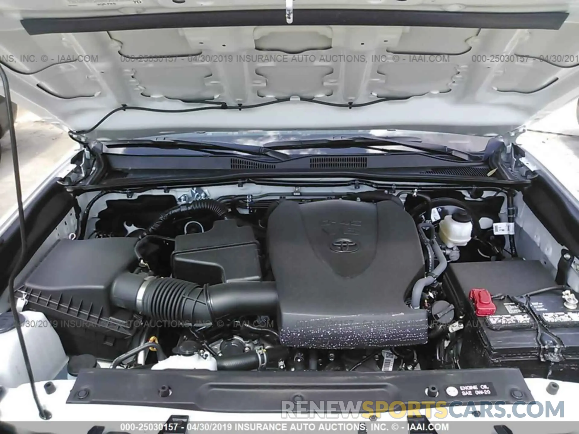 10 fotografías del automóvil dañado 5TFAZ5CN6KX078601 TOYOTA TACOMA 2019