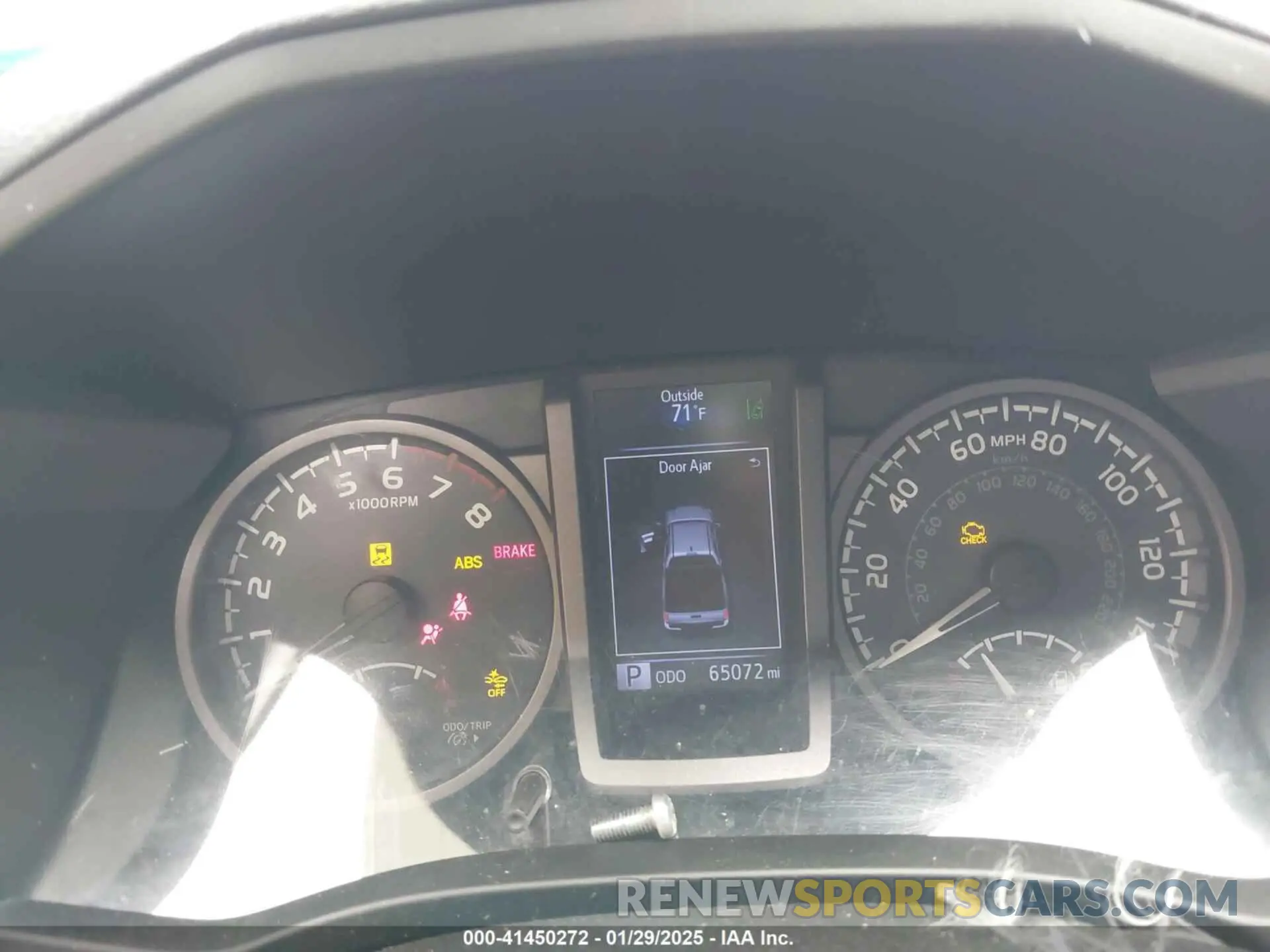 7 fotografías del automóvil dañado 5TFAZ5CN9KX086109 TOYOTA TACOMA 2019
