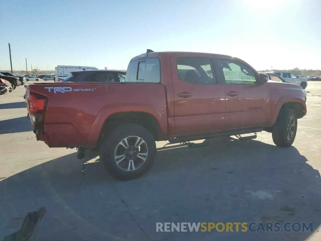 3 fotografías del automóvil dañado 5TFAZ5CNXKX078777 TOYOTA TACOMA 2019