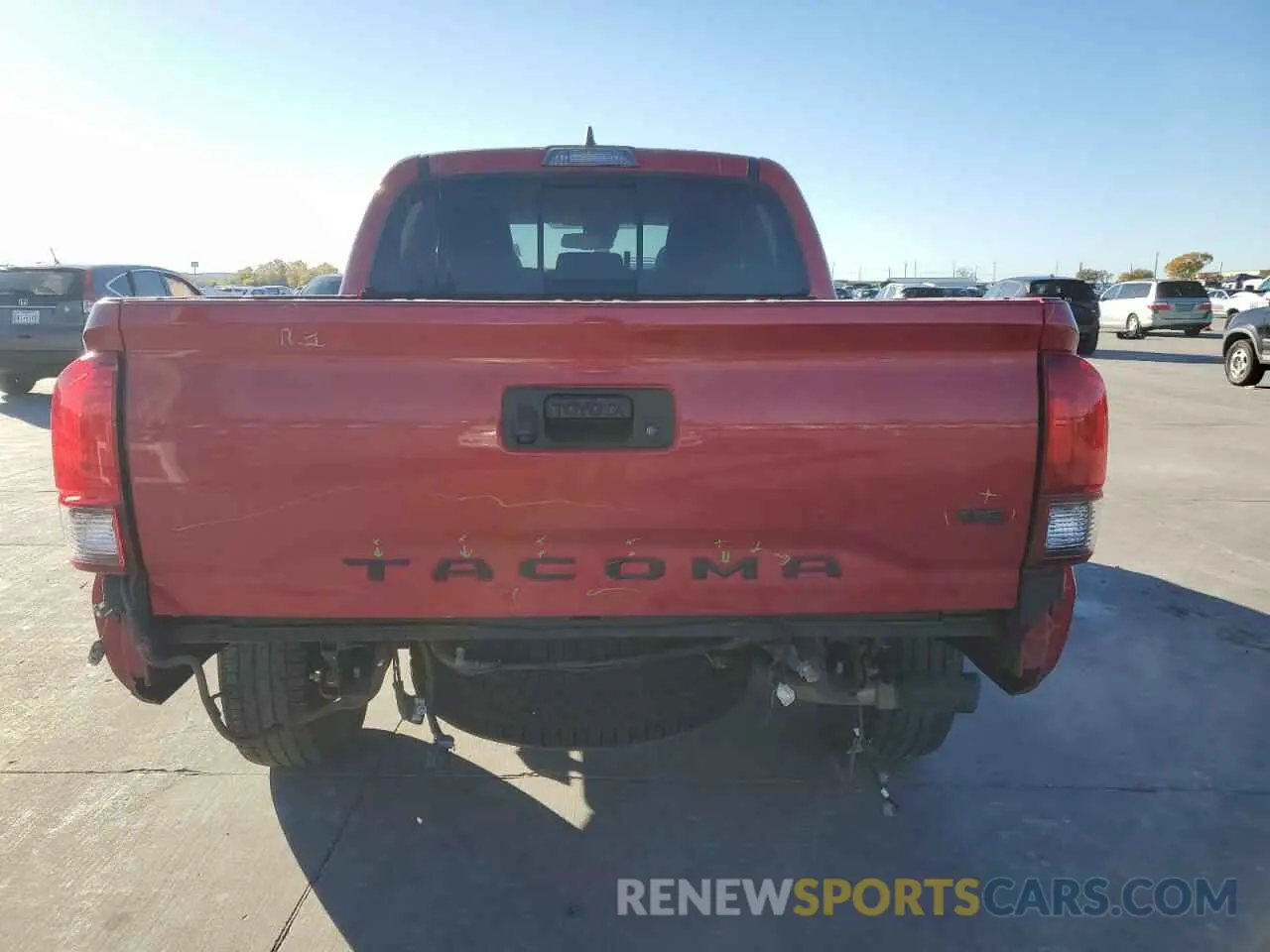 6 fotografías del automóvil dañado 5TFAZ5CNXKX078777 TOYOTA TACOMA 2019