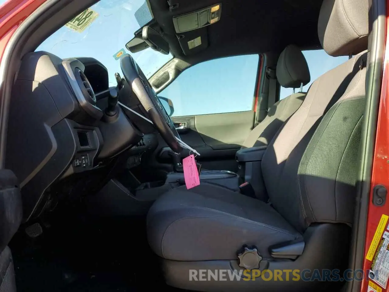 7 fotografías del automóvil dañado 5TFAZ5CNXKX078777 TOYOTA TACOMA 2019