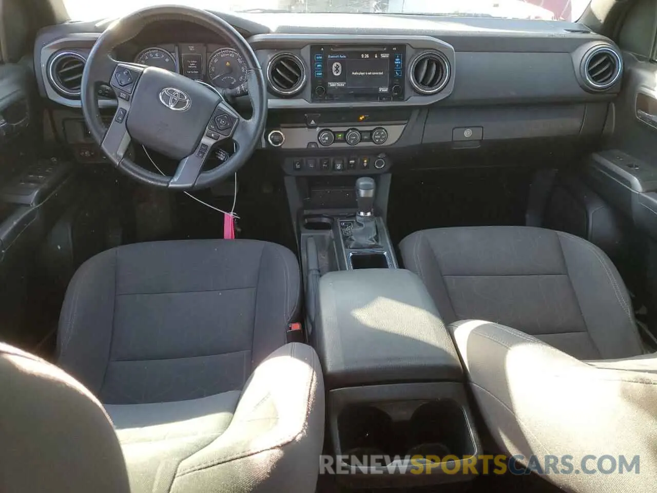 8 fotografías del automóvil dañado 5TFAZ5CNXKX078777 TOYOTA TACOMA 2019