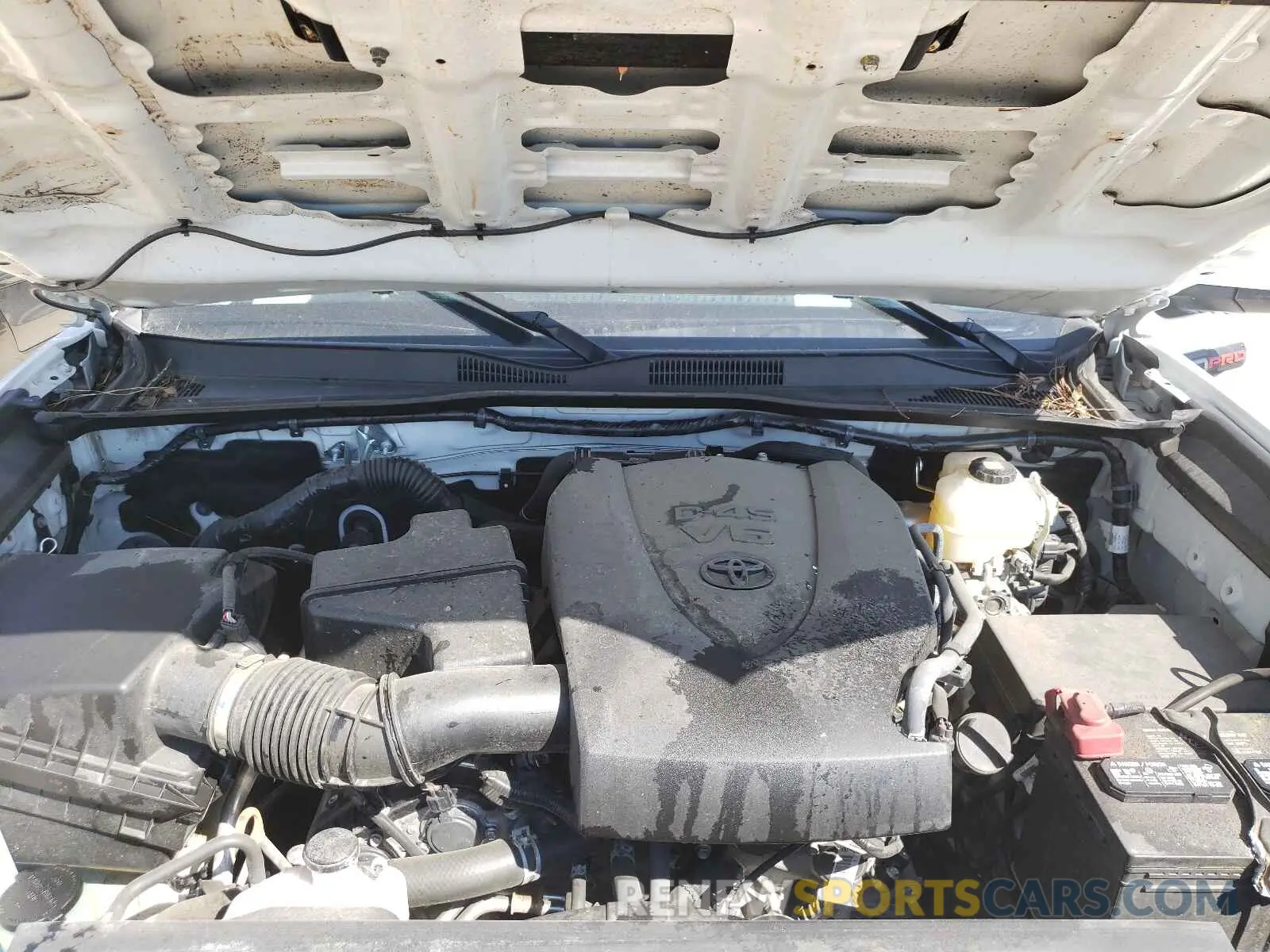 7 fotografías del automóvil dañado 5TFCZ5AN0KX174459 TOYOTA TACOMA 2019