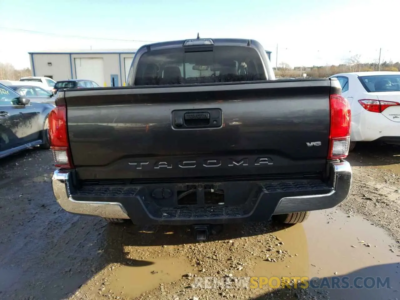 6 fotografías del automóvil dañado 5TFCZ5AN0KX183176 TOYOTA TACOMA 2019