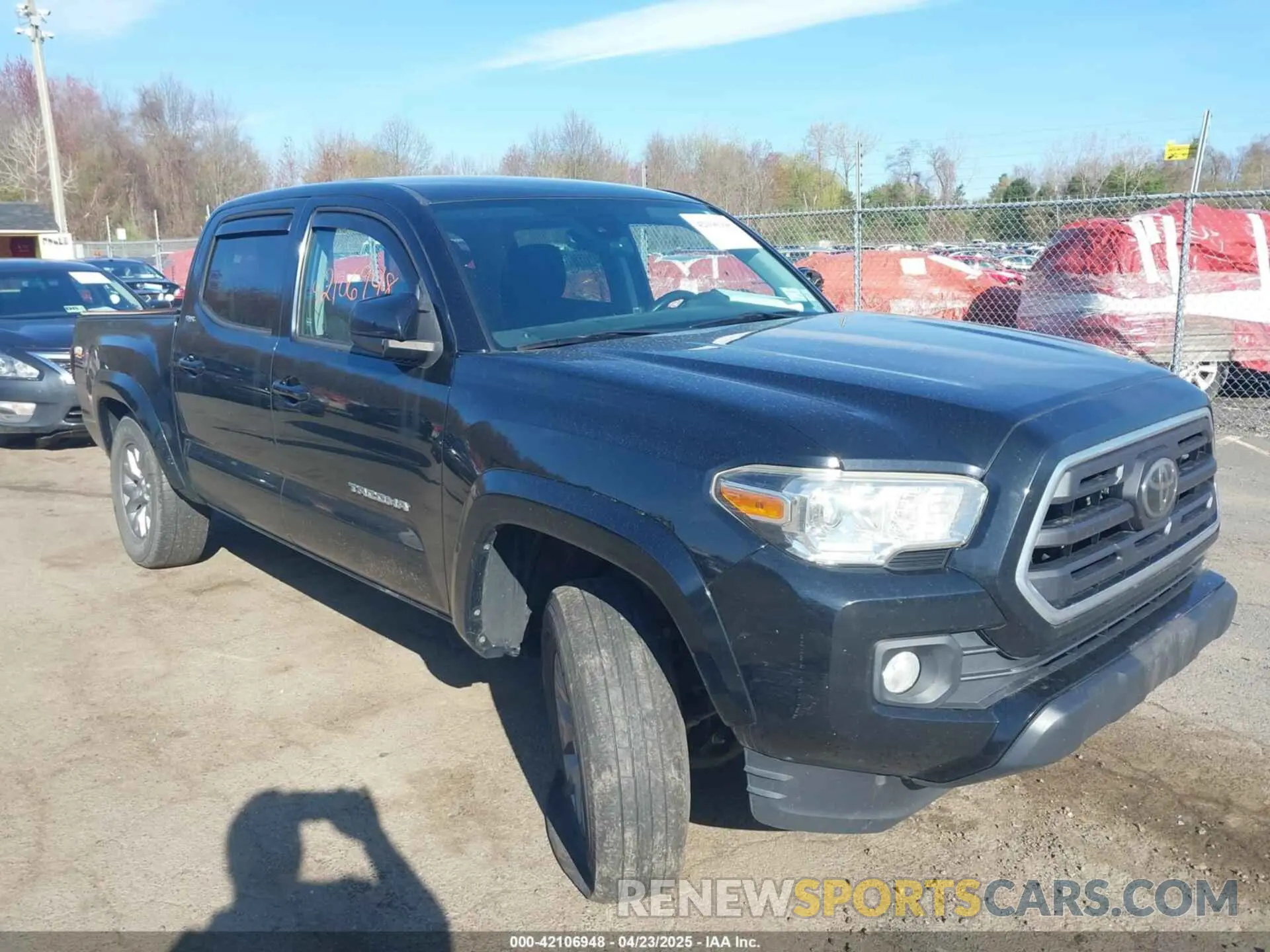 1 fotografías del automóvil dañado 5TFCZ5AN0KX195134 TOYOTA TACOMA 2019