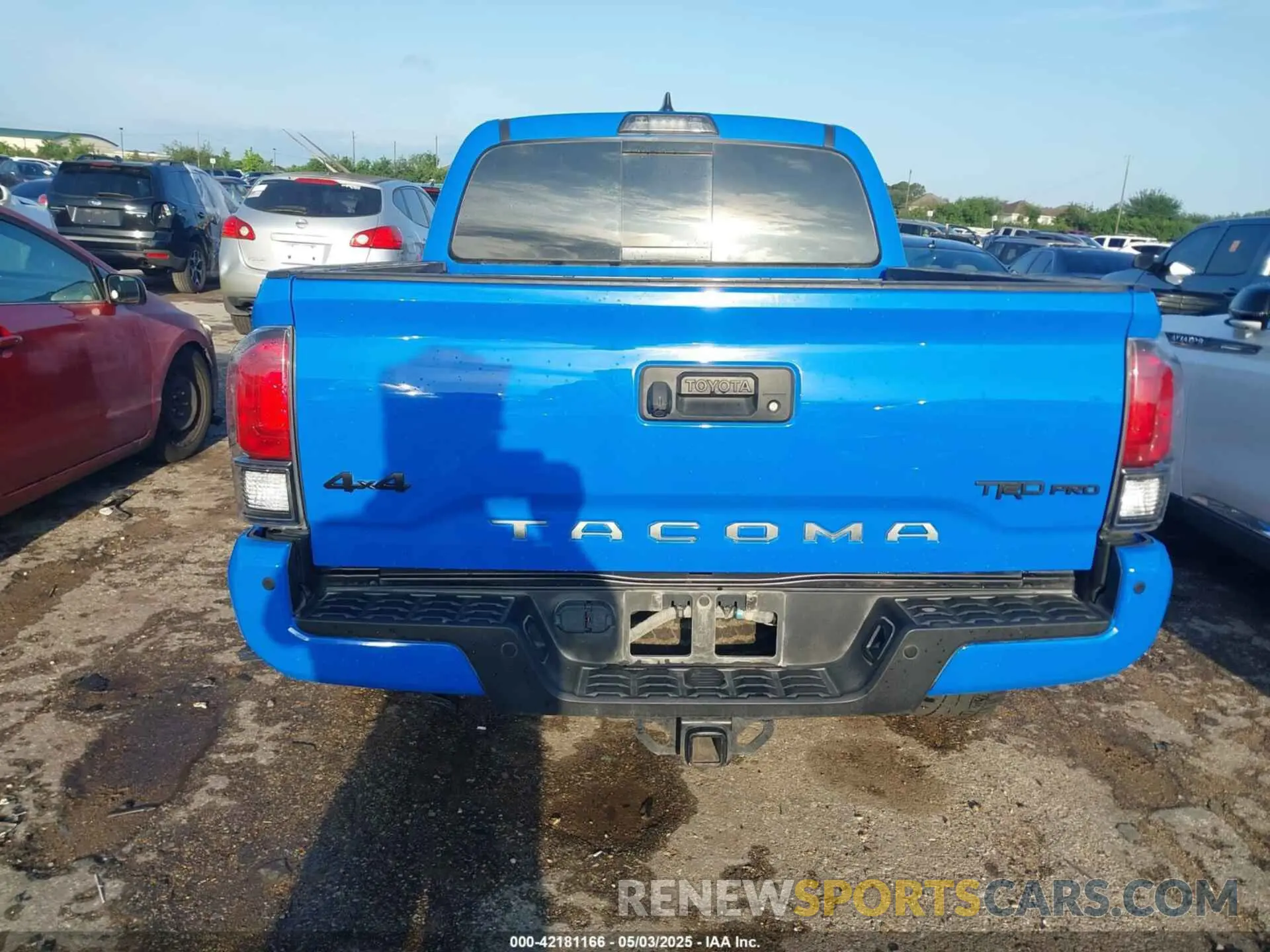 17 fotografías del automóvil dañado 5TFCZ5AN0KX201840 TOYOTA TACOMA 2019
