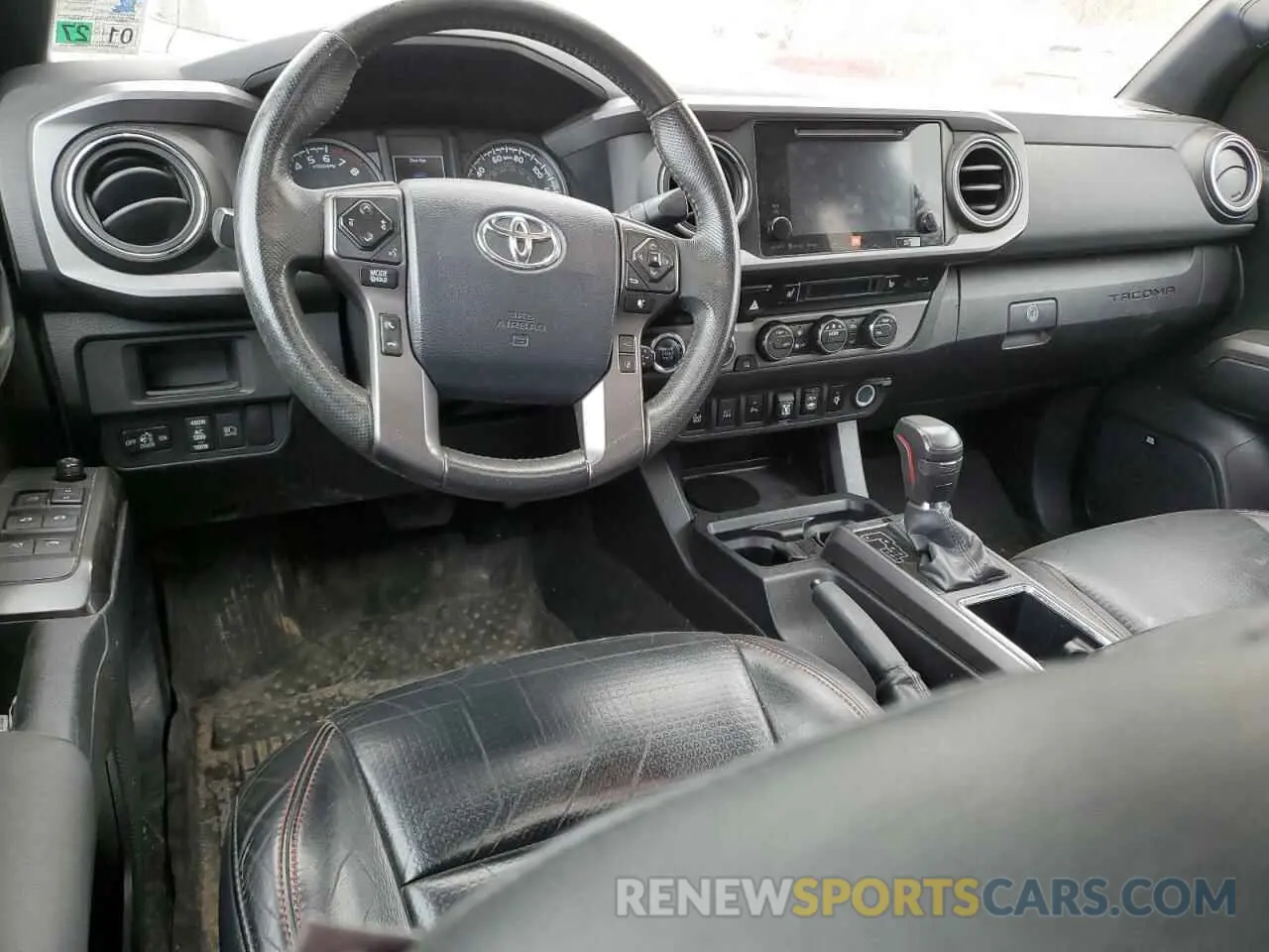 8 fotografías del automóvil dañado 5TFCZ5AN1KX185793 TOYOTA TACOMA 2019