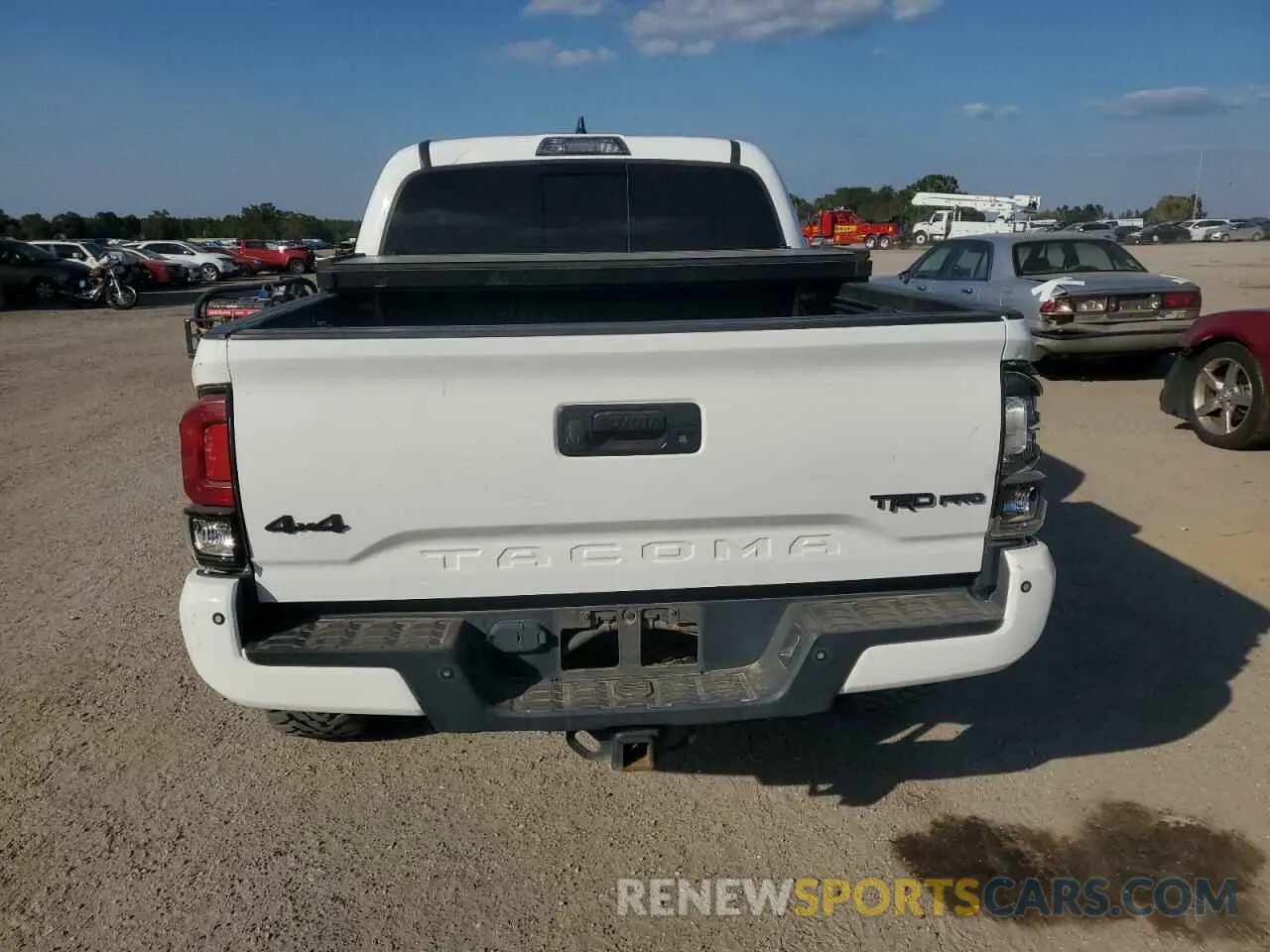 6 fotografías del automóvil dañado 5TFCZ5AN2KX188184 TOYOTA TACOMA 2019