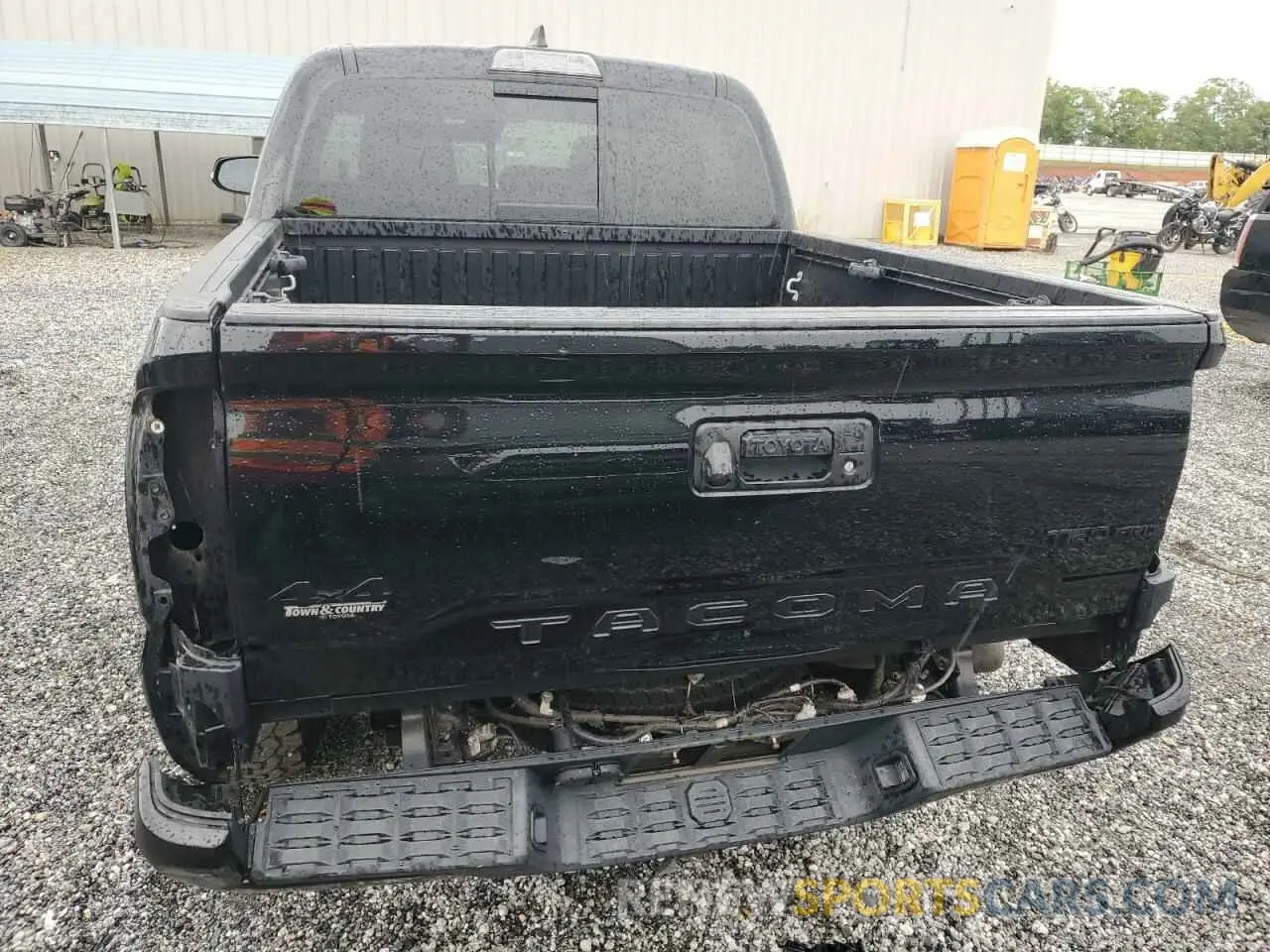 6 fotografías del automóvil dañado 5TFCZ5AN3KX175895 TOYOTA TACOMA 2019