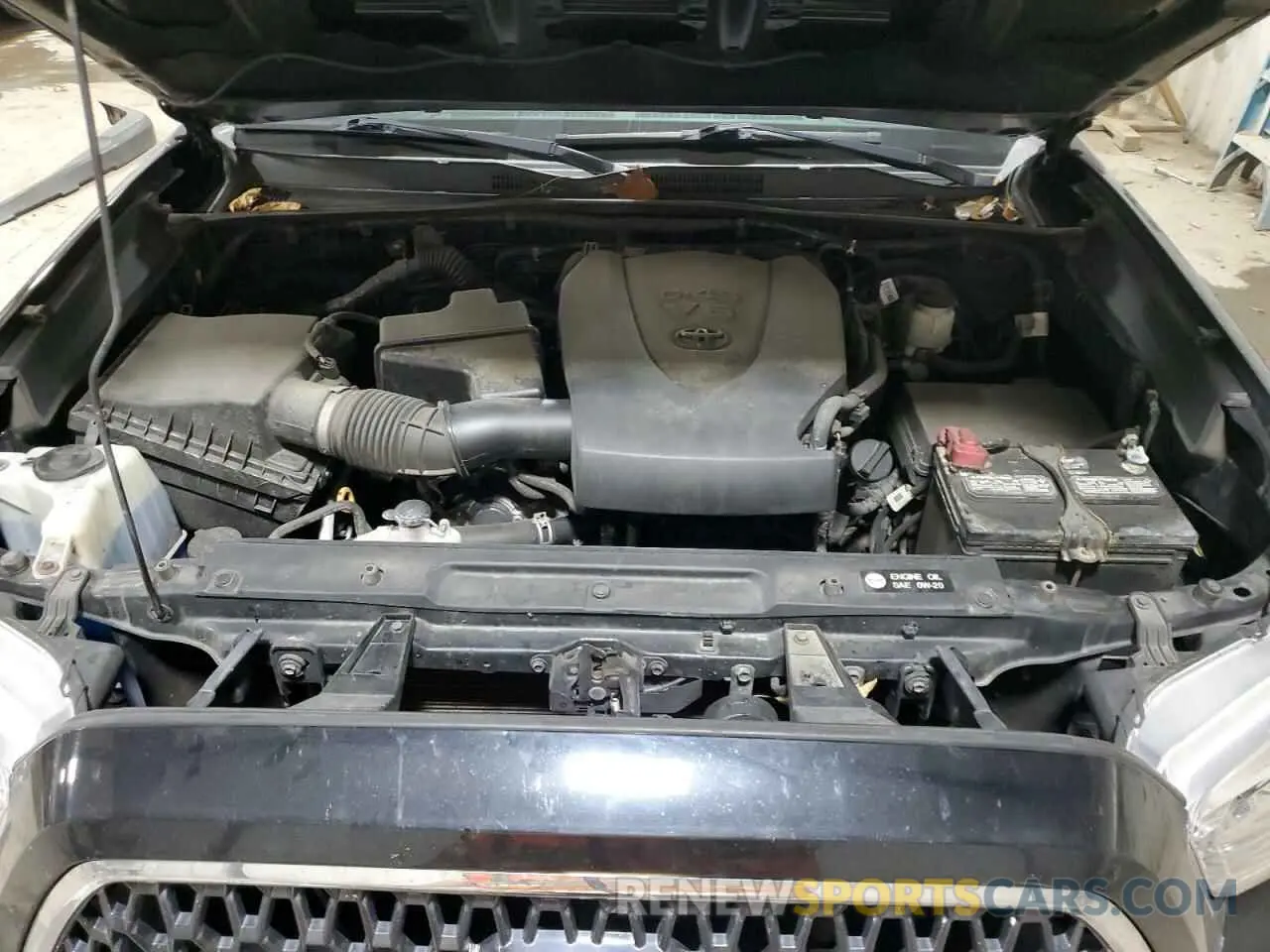 11 fotografías del automóvil dañado 5TFCZ5AN3KX191921 TOYOTA TACOMA 2019