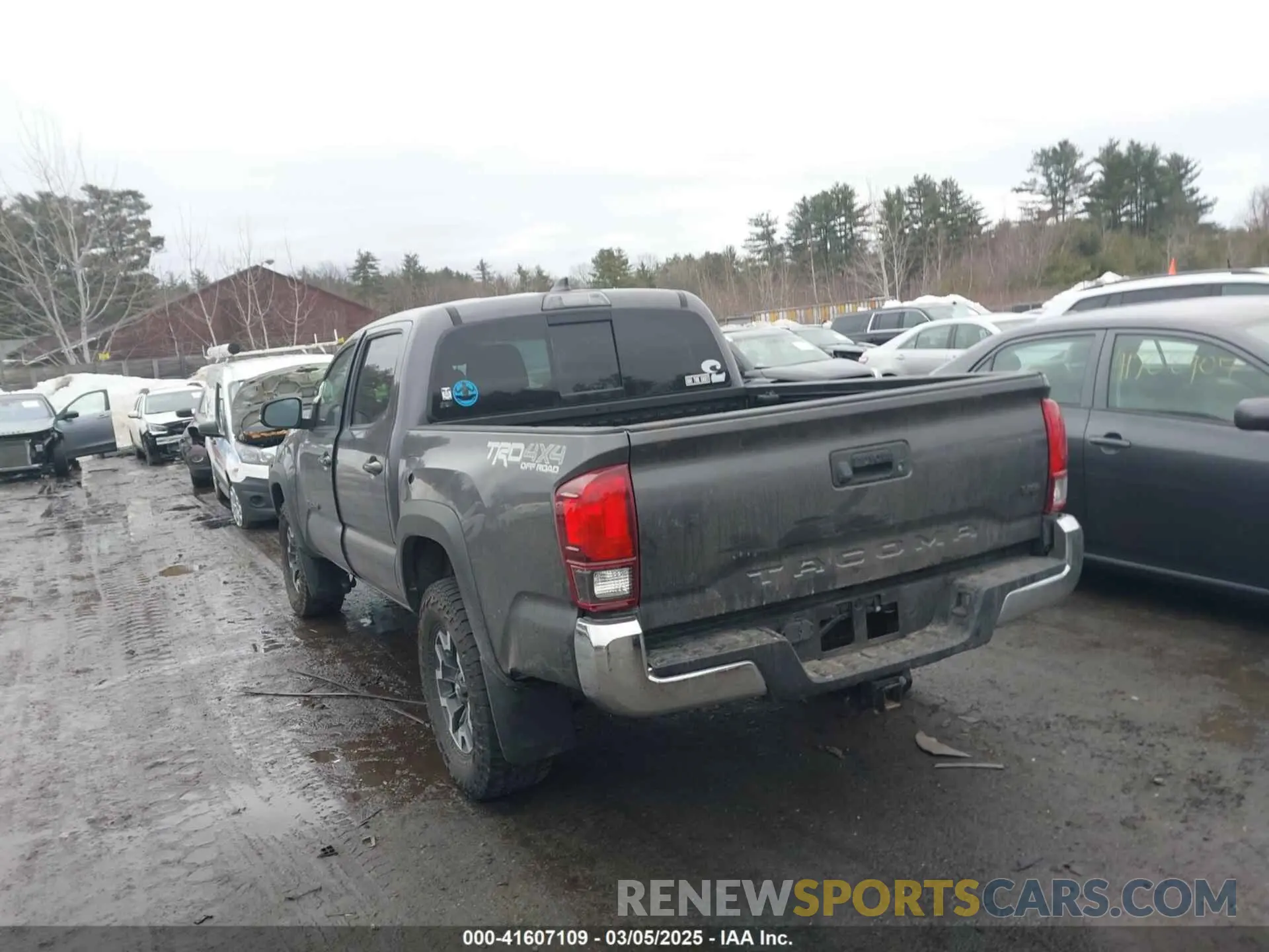 3 fotografías del automóvil dañado 5TFCZ5AN3KX197413 TOYOTA TACOMA 2019