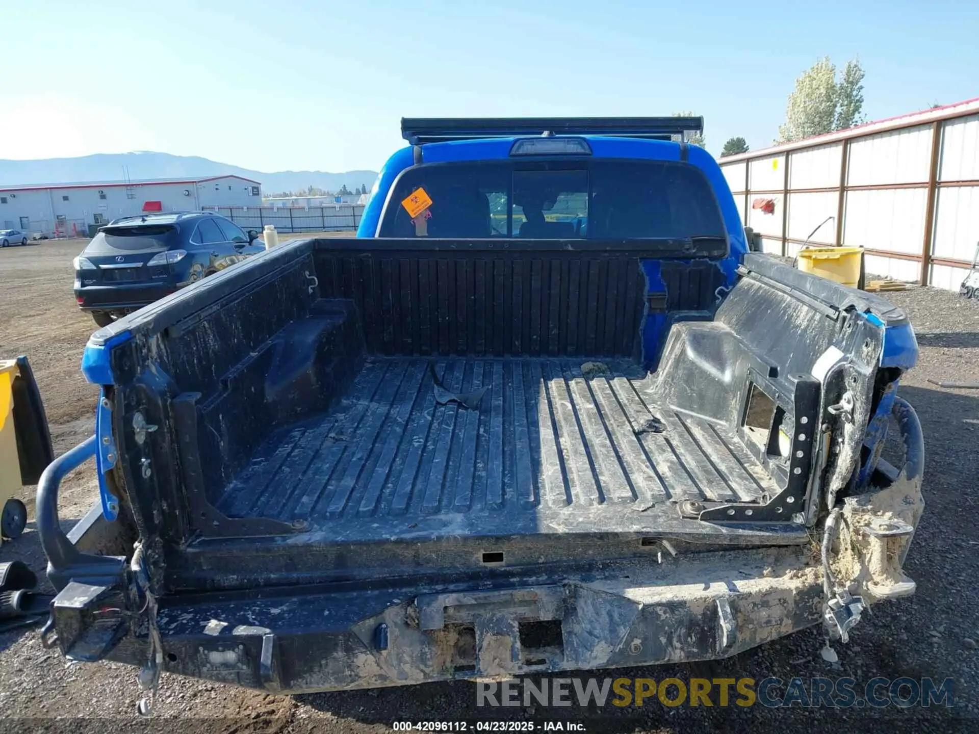 16 fotografías del automóvil dañado 5TFCZ5AN3KX198318 TOYOTA TACOMA 2019