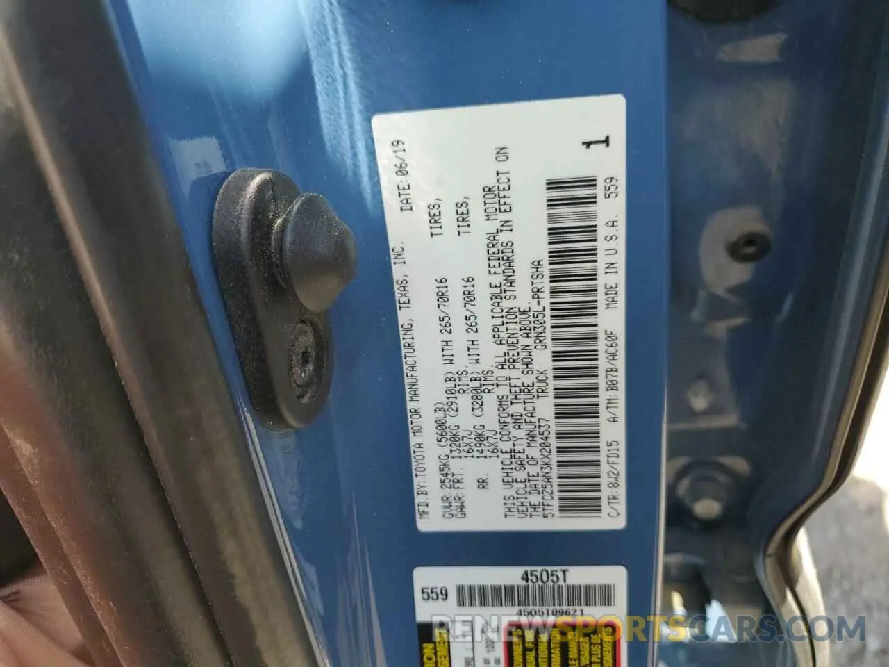 13 fotografías del automóvil dañado 5TFCZ5AN3KX204537 TOYOTA TACOMA 2019