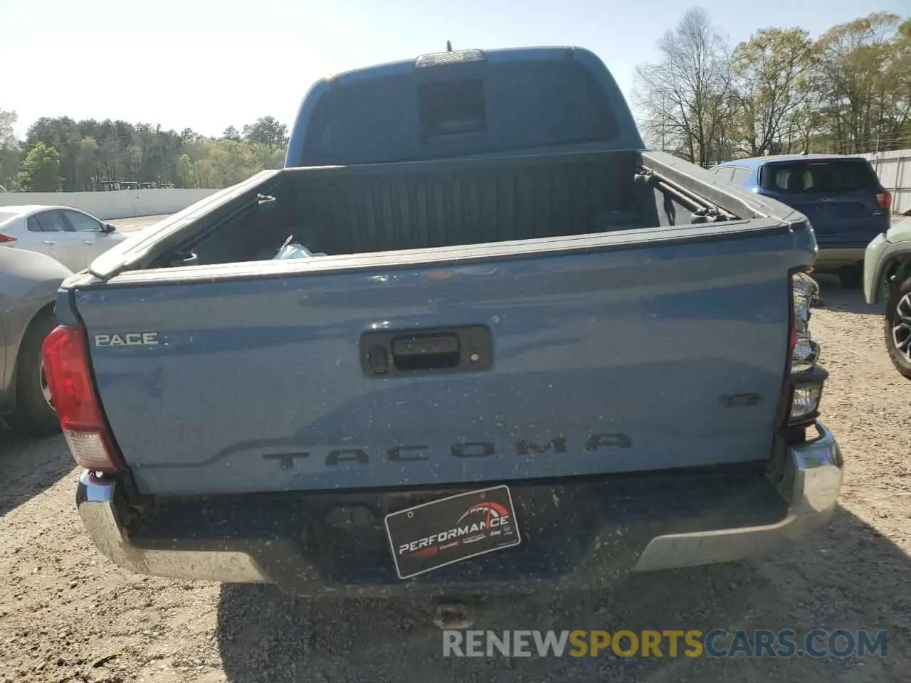 6 fotografías del automóvil dañado 5TFCZ5AN3KX204537 TOYOTA TACOMA 2019