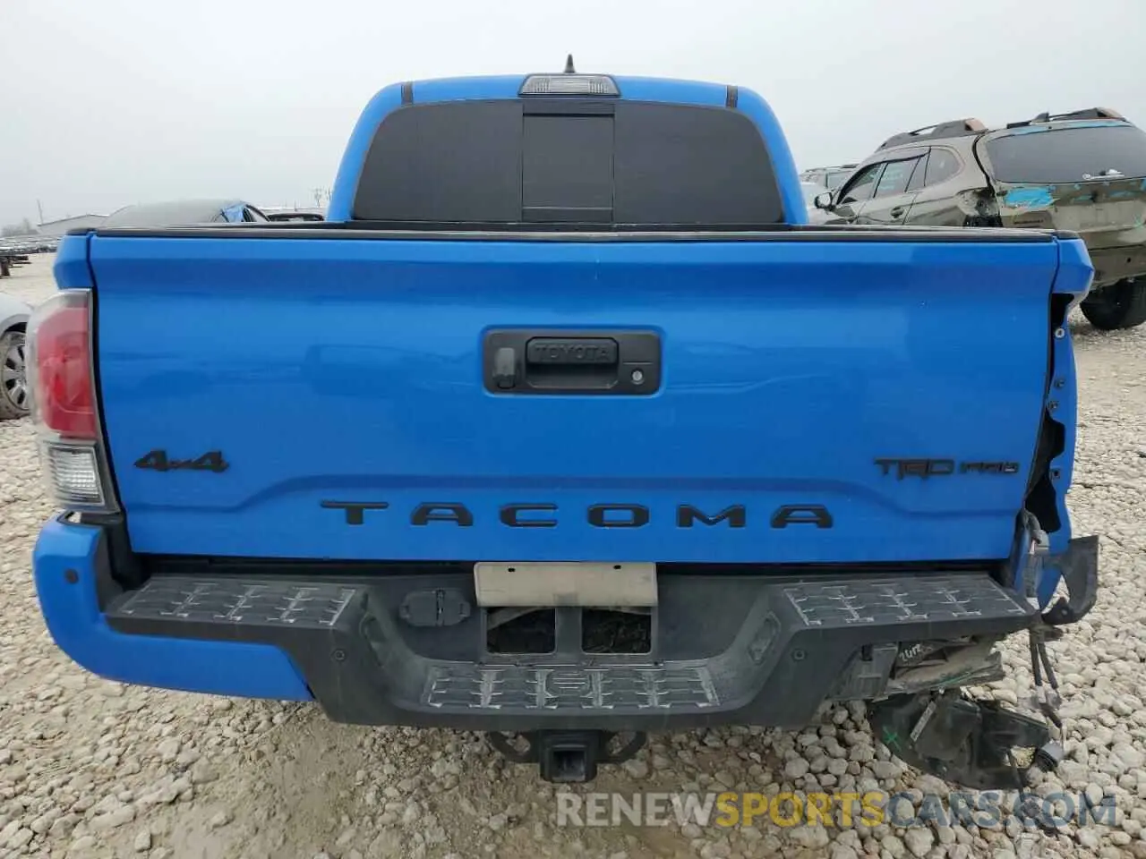 6 fotografías del automóvil dañado 5TFCZ5AN4KX169376 TOYOTA TACOMA 2019