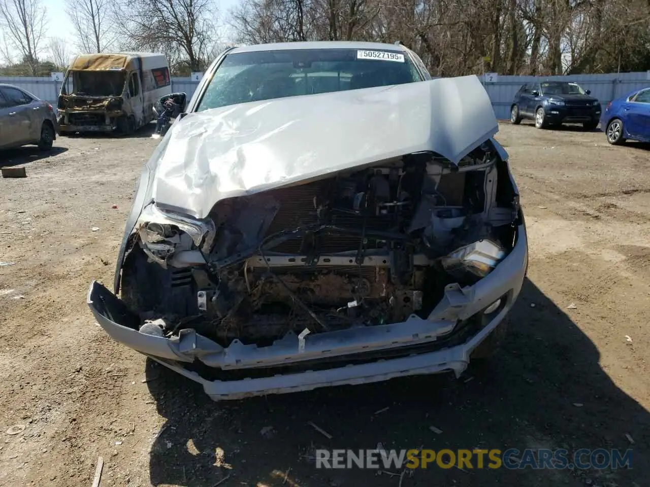 5 fotografías del automóvil dañado 5TFCZ5AN4KX184914 TOYOTA TACOMA 2019