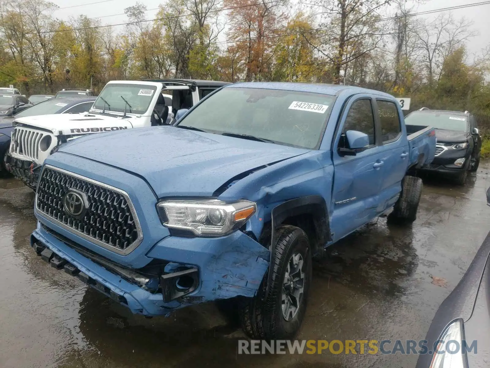 2 fotografías del automóvil dañado 5TFCZ5AN5KX188678 TOYOTA TACOMA 2019