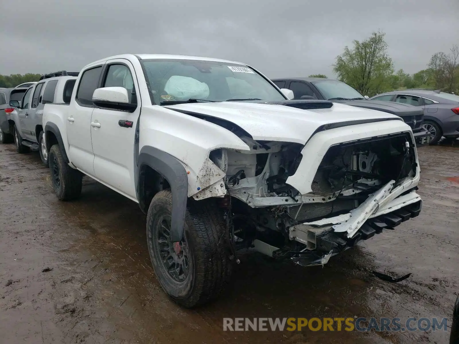 1 fotografías del automóvil dañado 5TFCZ5AN5KX195128 TOYOTA TACOMA 2019