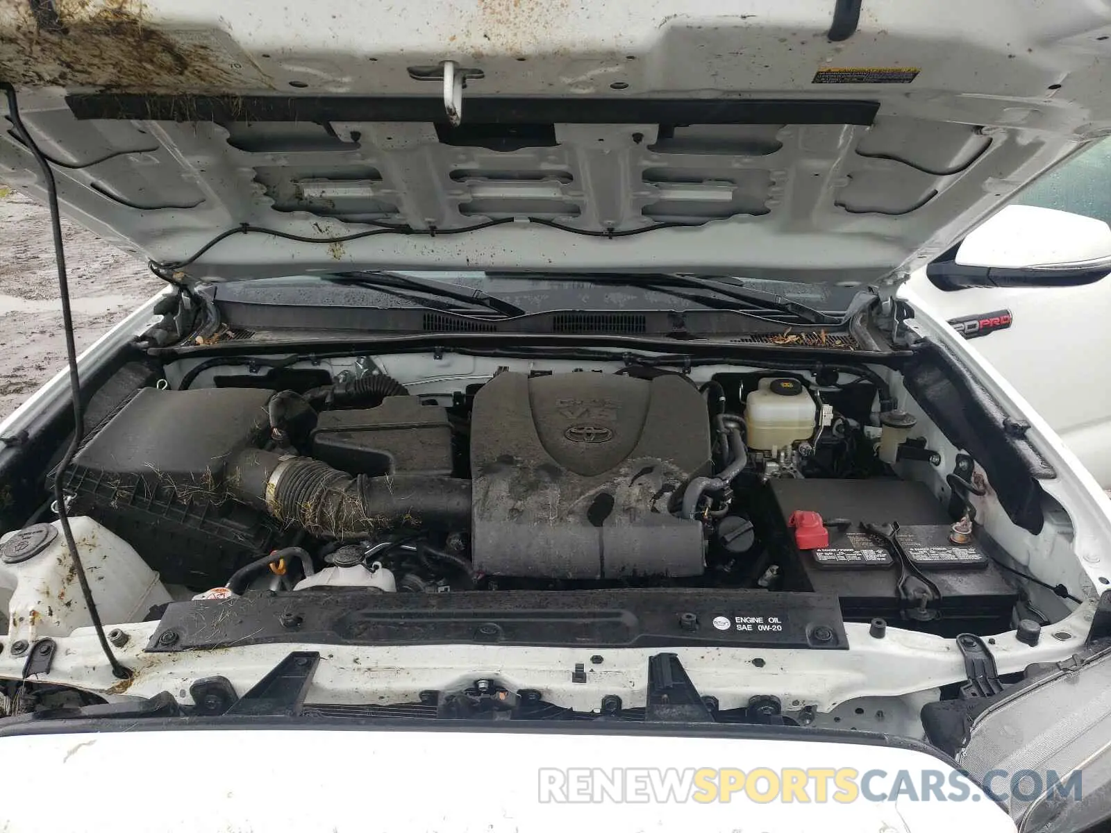 7 fotografías del automóvil dañado 5TFCZ5AN5KX195128 TOYOTA TACOMA 2019