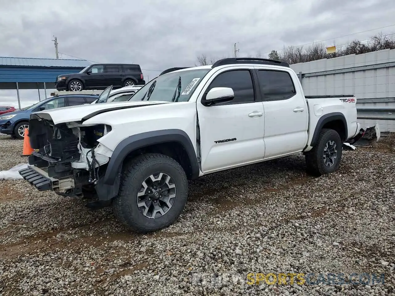 1 fotografías del automóvil dañado 5TFCZ5AN6KX201728 TOYOTA TACOMA 2019