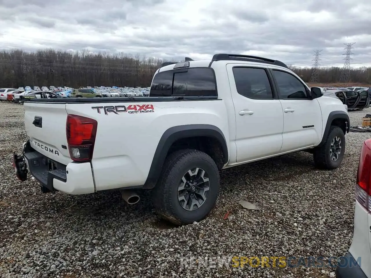 3 fotografías del automóvil dañado 5TFCZ5AN6KX201728 TOYOTA TACOMA 2019