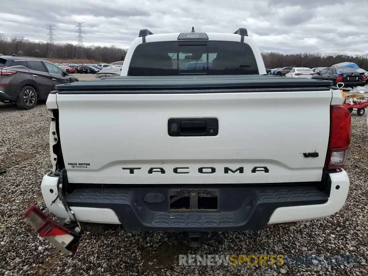 6 fotografías del automóvil dañado 5TFCZ5AN6KX201728 TOYOTA TACOMA 2019