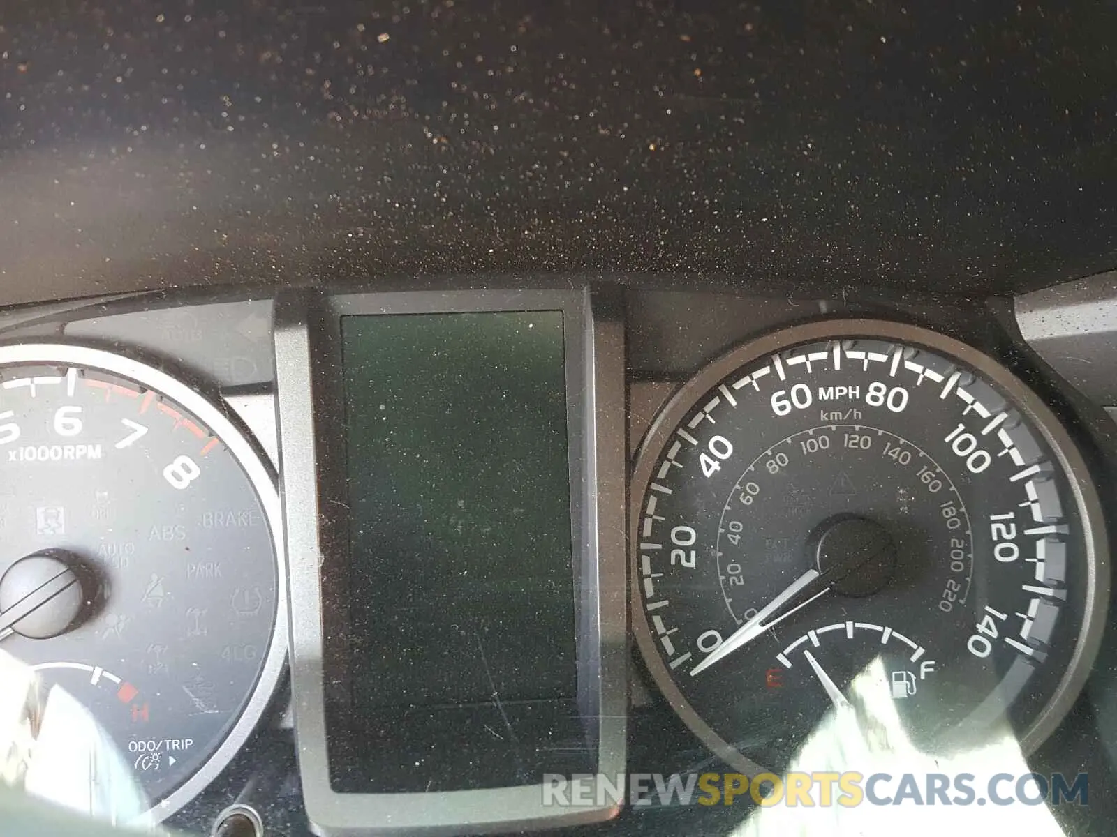 8 fotografías del automóvil dañado 5TFCZ5AN6KX204953 TOYOTA TACOMA 2019