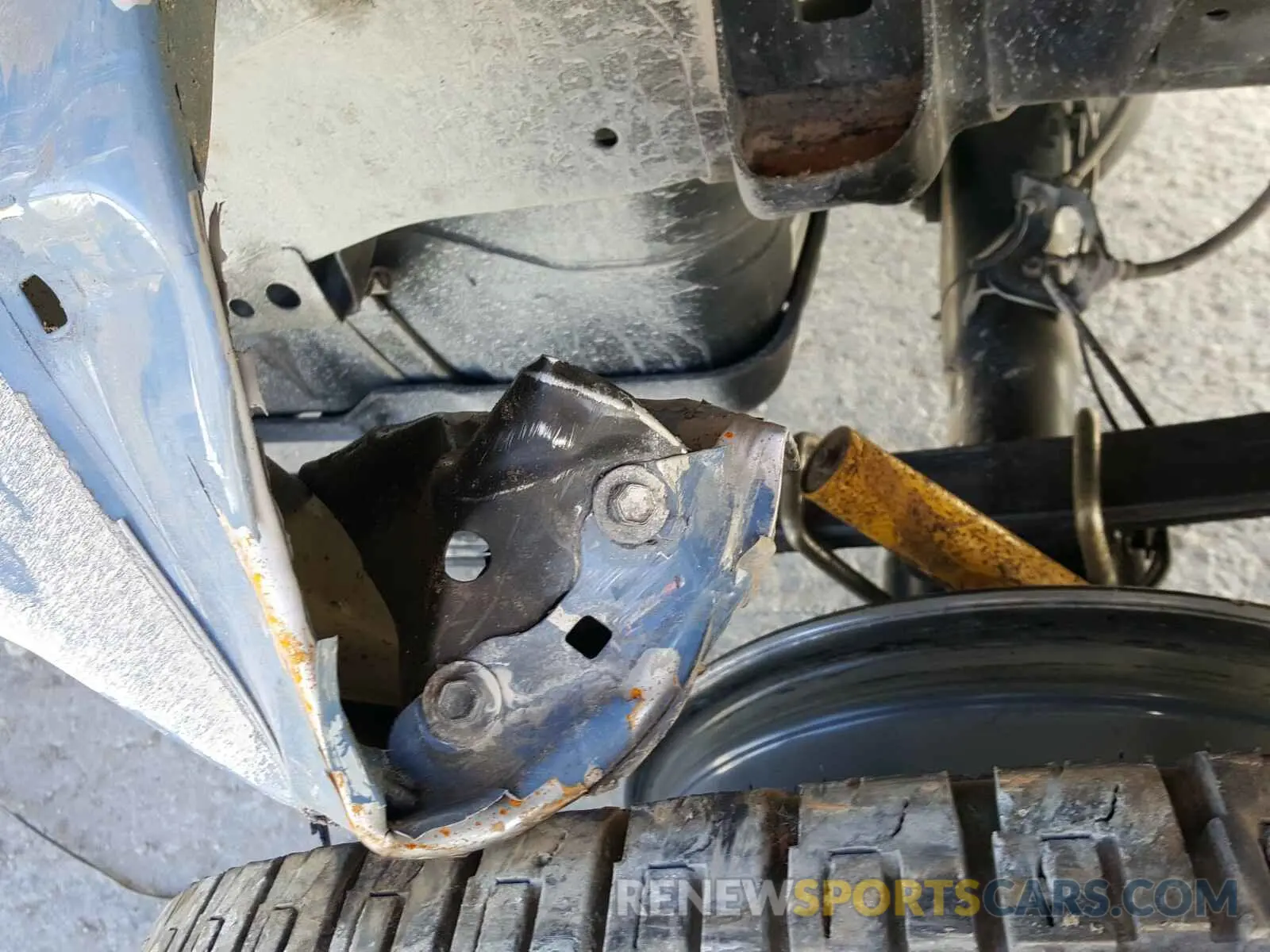 9 fotografías del automóvil dañado 5TFCZ5AN6KX204953 TOYOTA TACOMA 2019