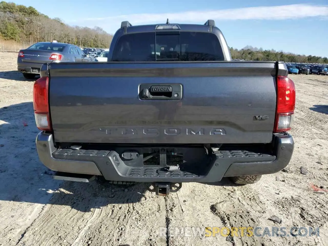 6 fotografías del automóvil dañado 5TFCZ5AN7KX190206 TOYOTA TACOMA 2019