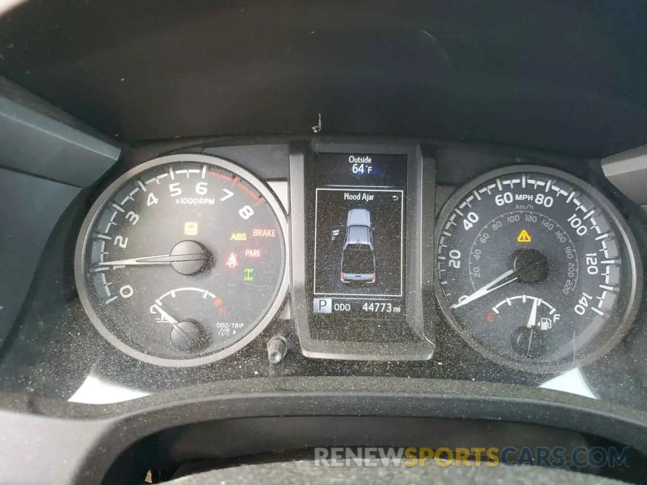 9 fotografías del automóvil dañado 5TFCZ5AN8KX171423 TOYOTA TACOMA 2019