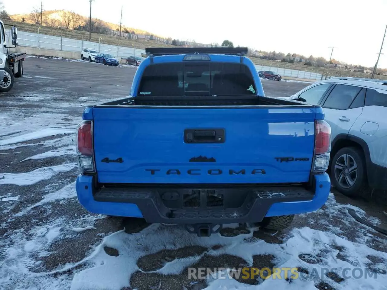 6 fotografías del automóvil dañado 5TFCZ5AN8KX181661 TOYOTA TACOMA 2019