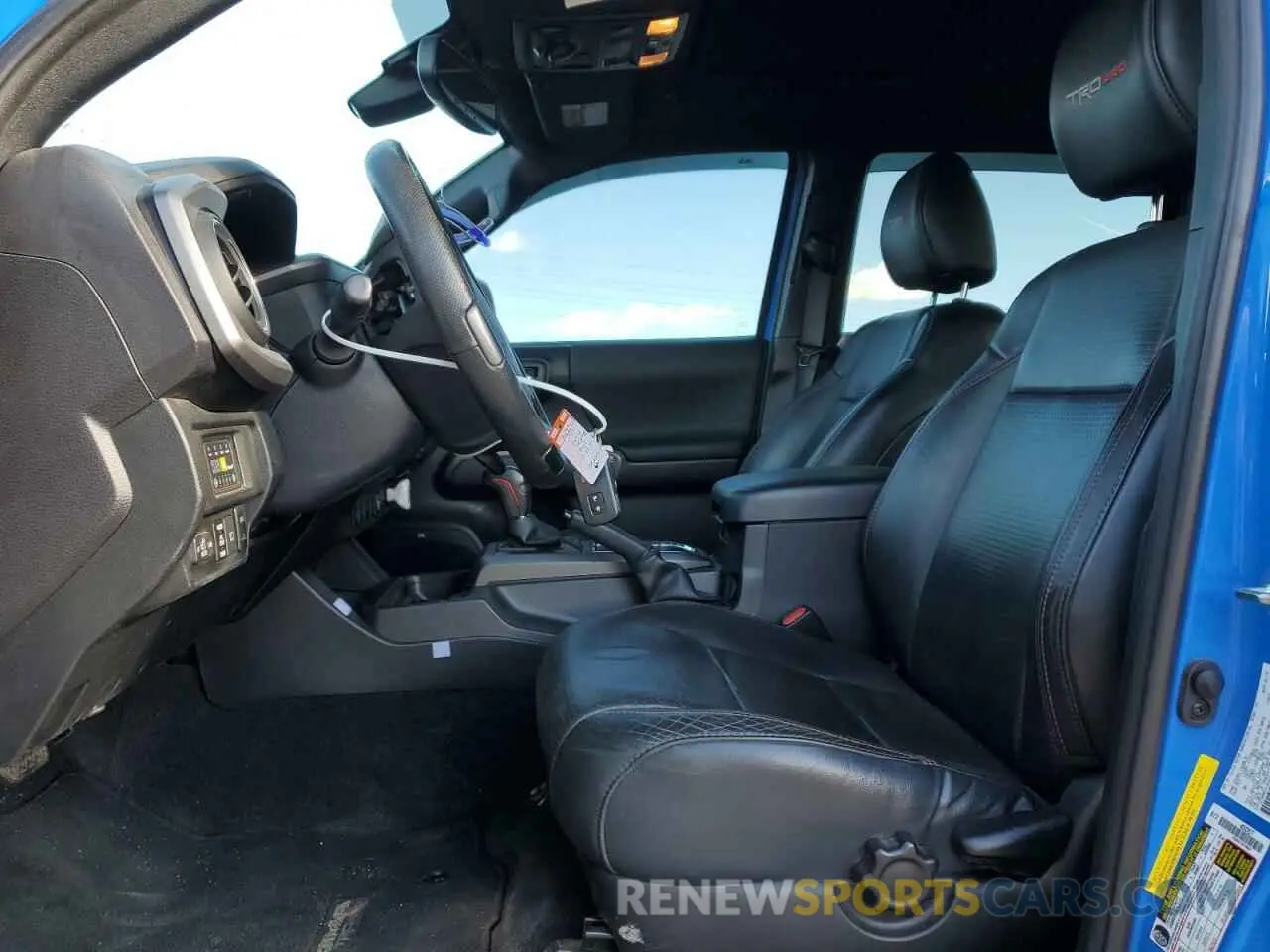 7 fotografías del automóvil dañado 5TFCZ5AN8KX181661 TOYOTA TACOMA 2019