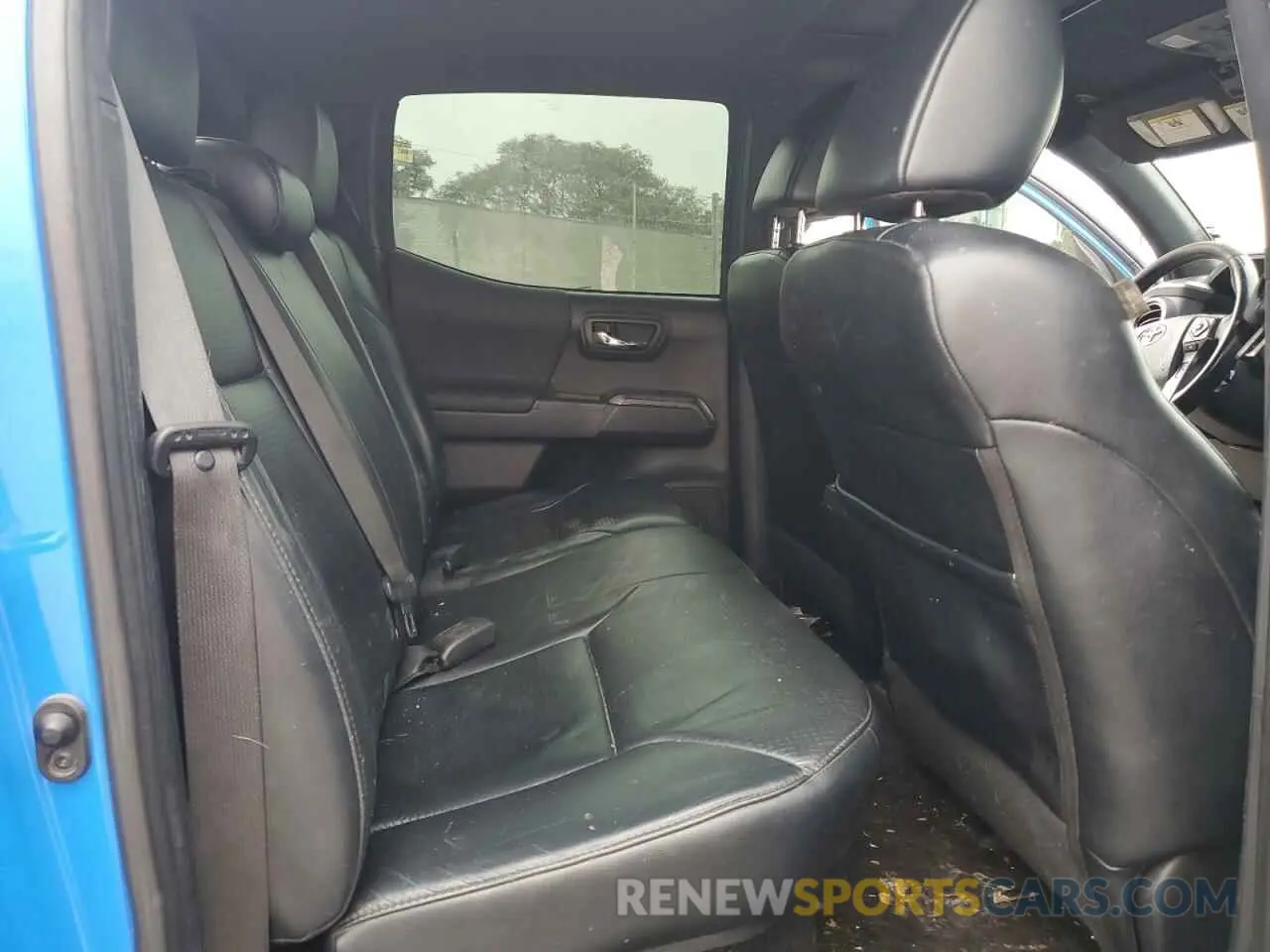 10 fotografías del automóvil dañado 5TFCZ5AN8KX186293 TOYOTA TACOMA 2019