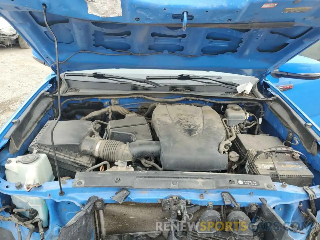 11 fotografías del automóvil dañado 5TFCZ5AN8KX186293 TOYOTA TACOMA 2019