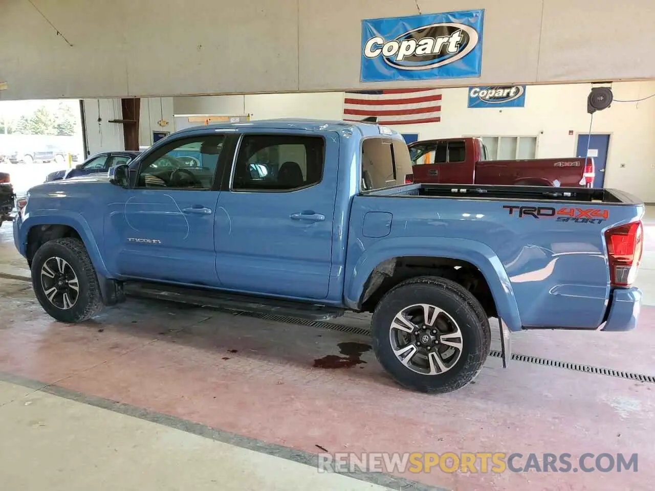 2 fotografías del automóvil dañado 5TFCZ5AN9KX170801 TOYOTA TACOMA 2019