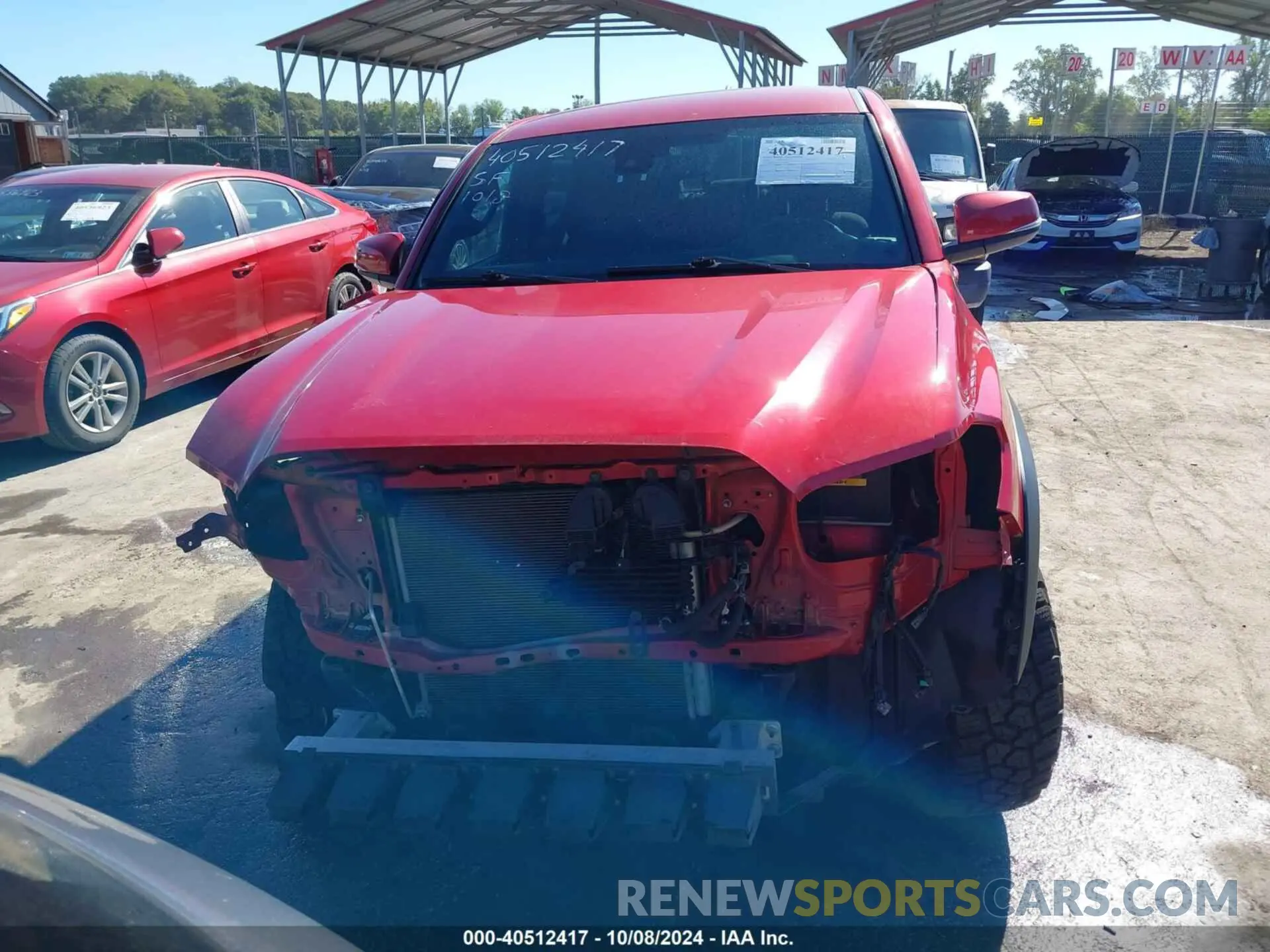 13 fotografías del automóvil dañado 5TFCZ5AN9KX180860 TOYOTA TACOMA 2019