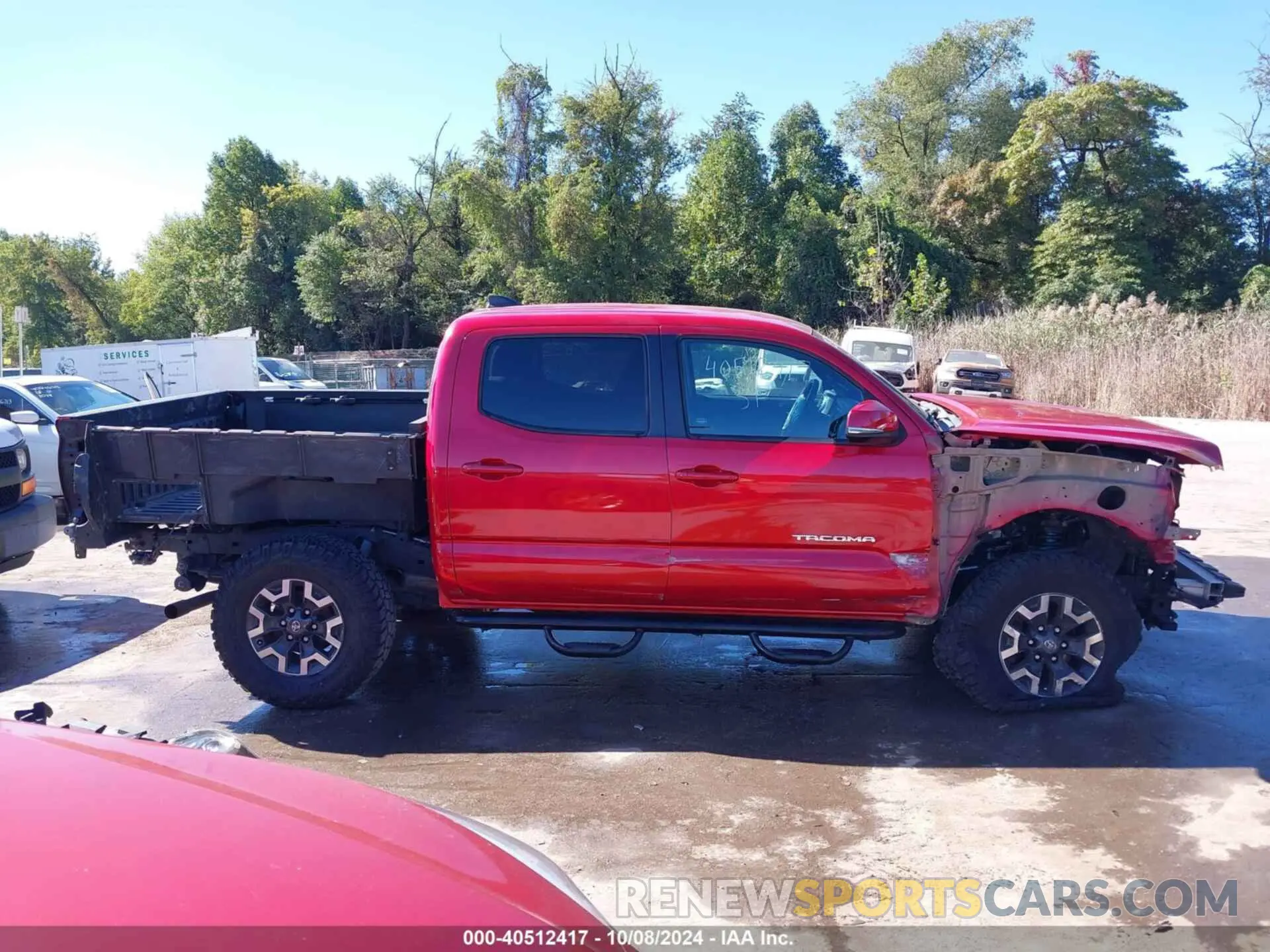 14 fotografías del automóvil dañado 5TFCZ5AN9KX180860 TOYOTA TACOMA 2019