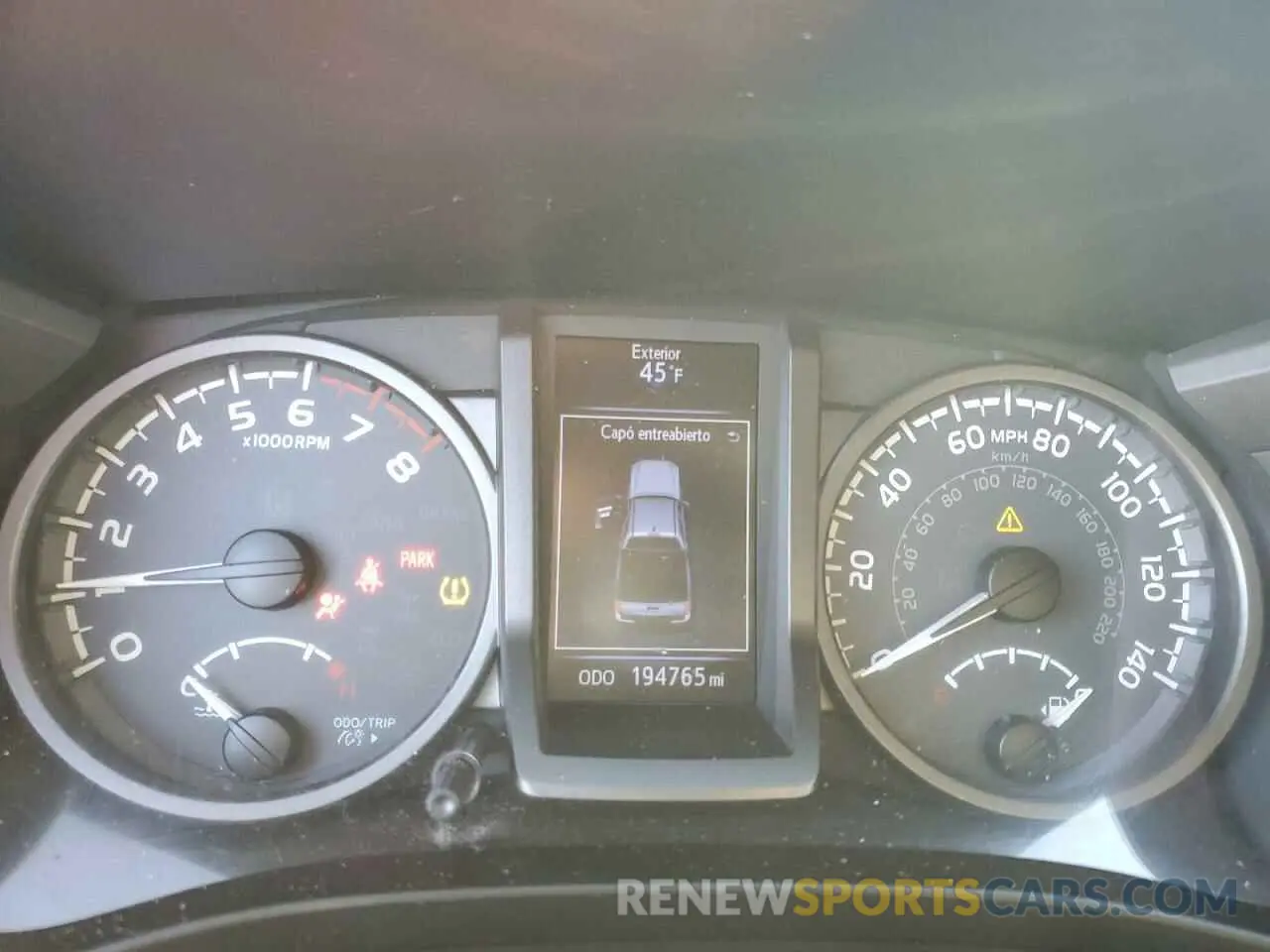 9 fotografías del automóvil dañado 5TFCZ5AN9KX197223 TOYOTA TACOMA 2019
