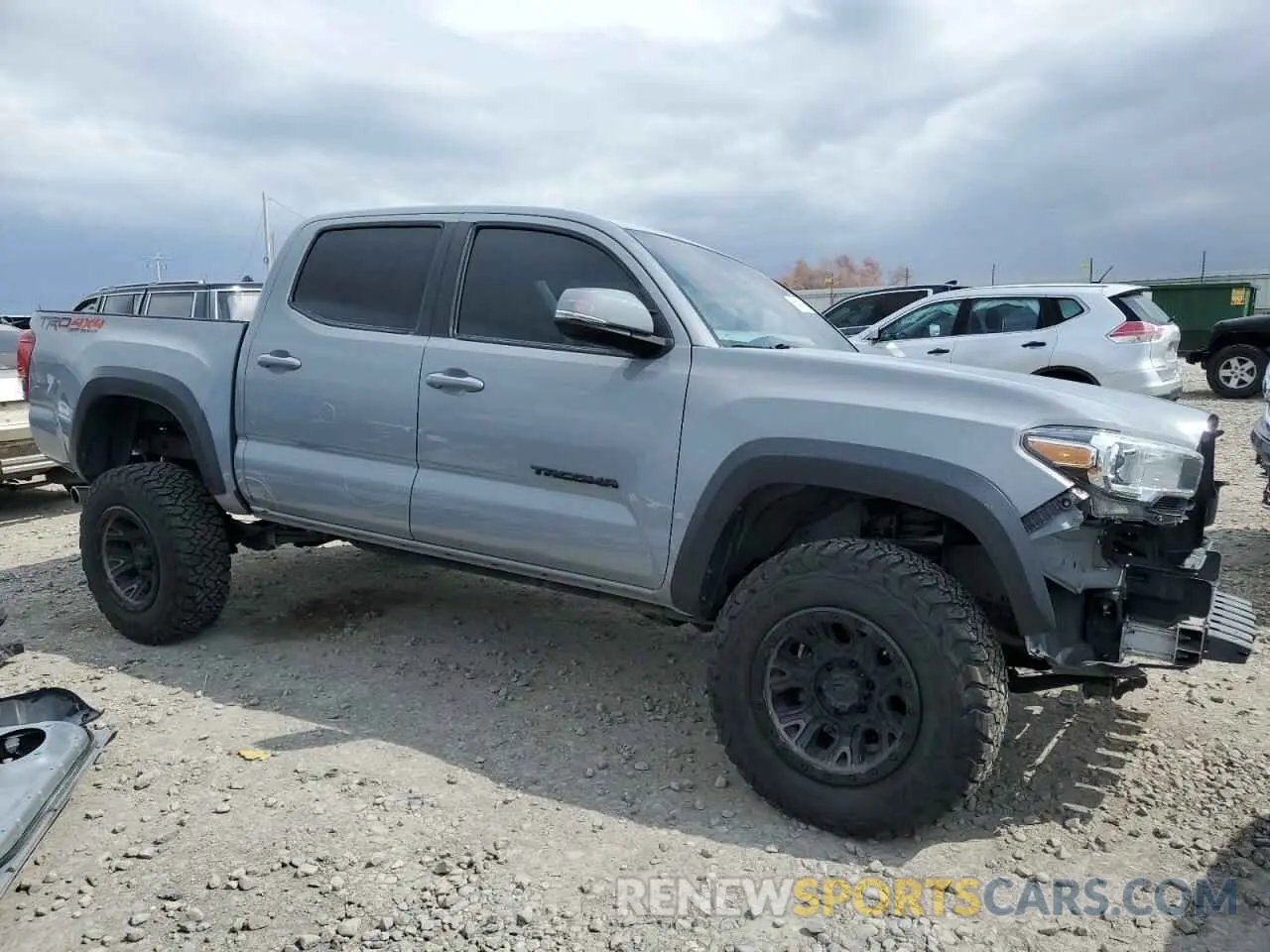 4 fotografías del automóvil dañado 5TFCZ5AN9KX205644 TOYOTA TACOMA 2019