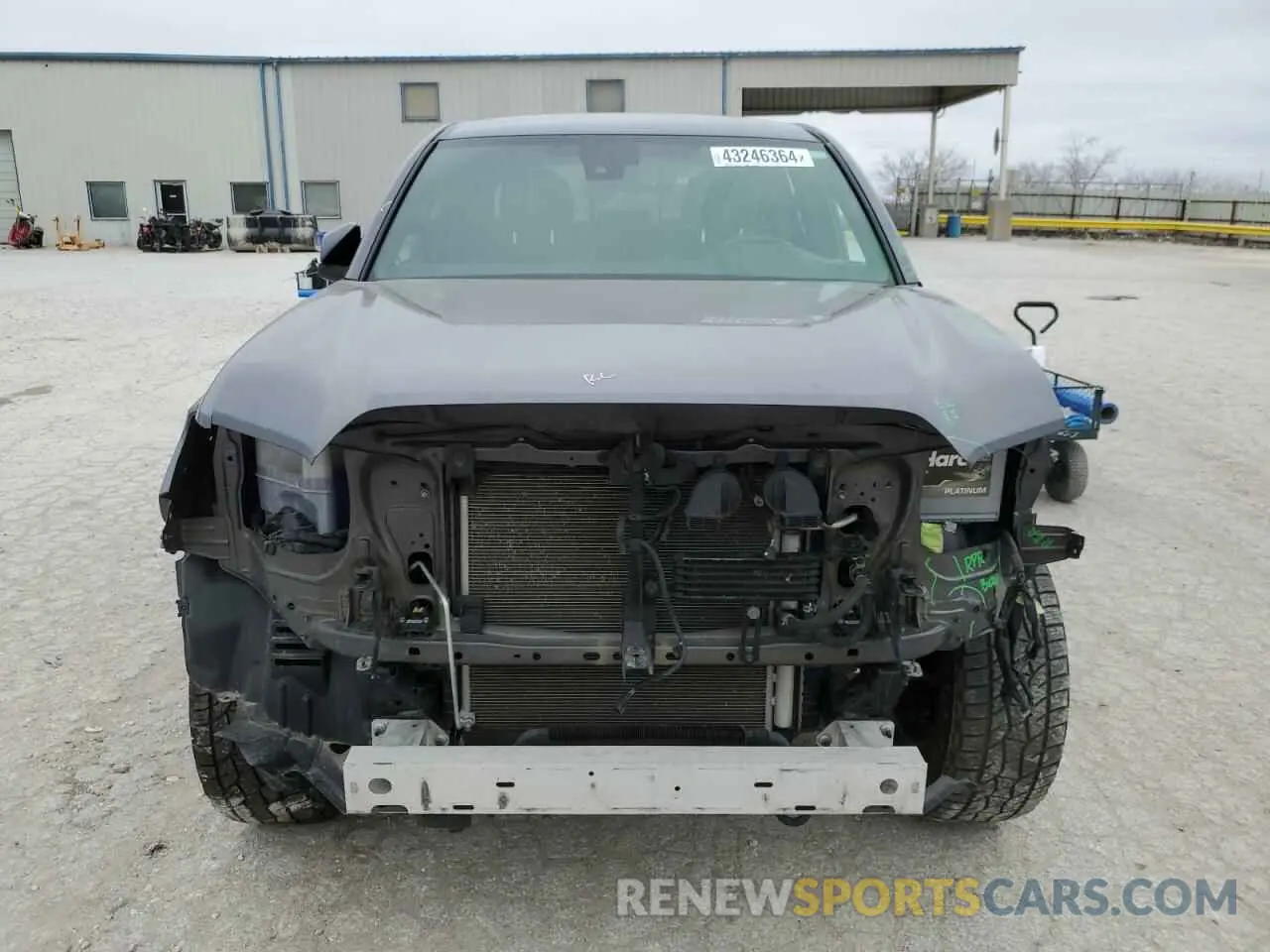 5 fotografías del automóvil dañado 5TFCZ5ANXKX181810 TOYOTA TACOMA 2019