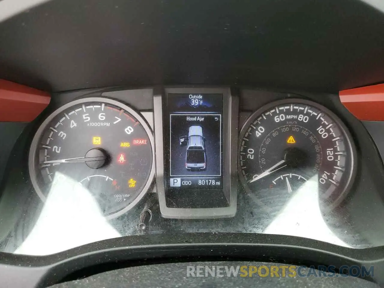 9 fotografías del automóvil dañado 5TFCZ5ANXKX181810 TOYOTA TACOMA 2019