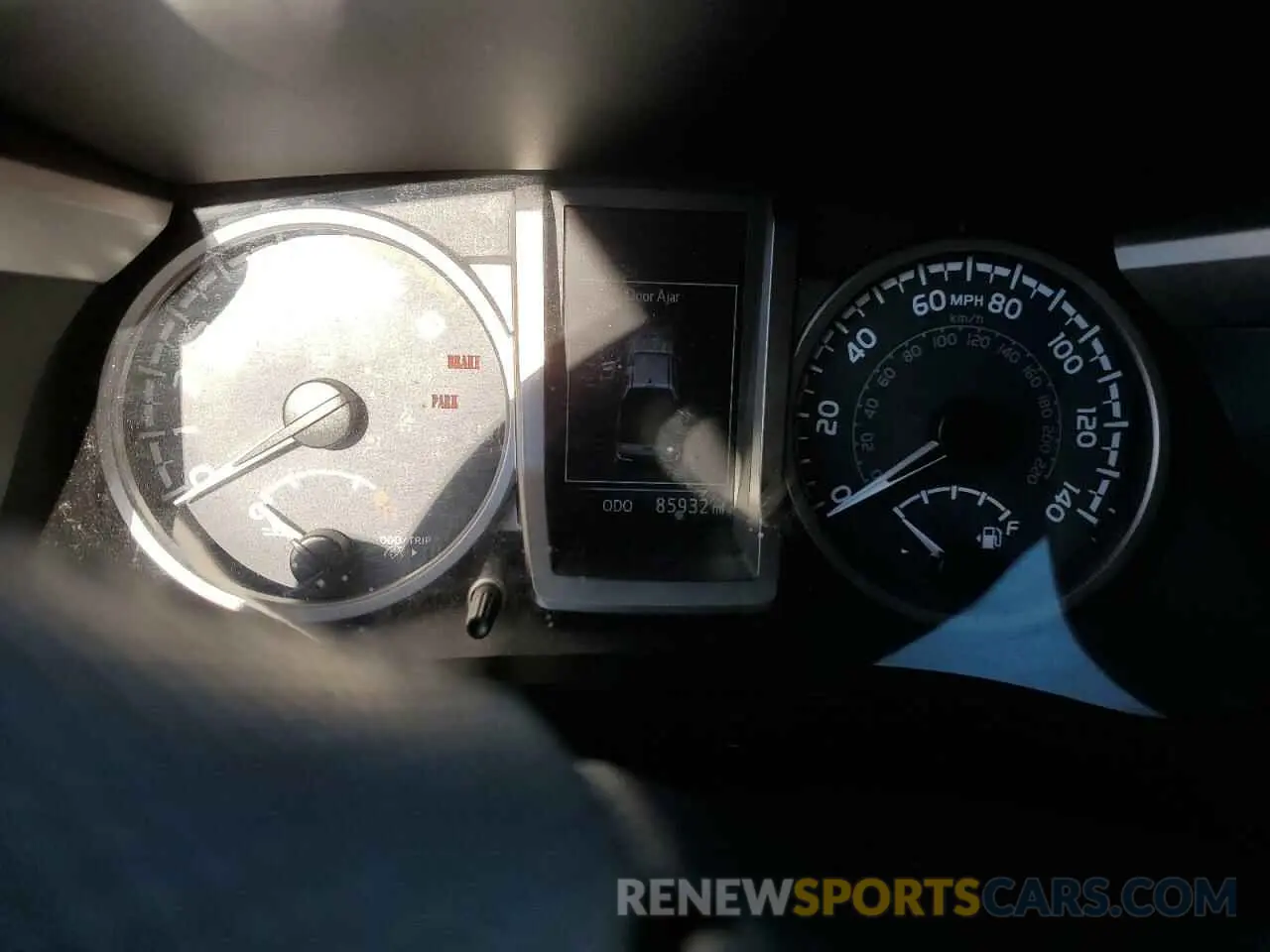 9 fotografías del automóvil dañado 5TFDZ5BN4KX044980 TOYOTA TACOMA 2019