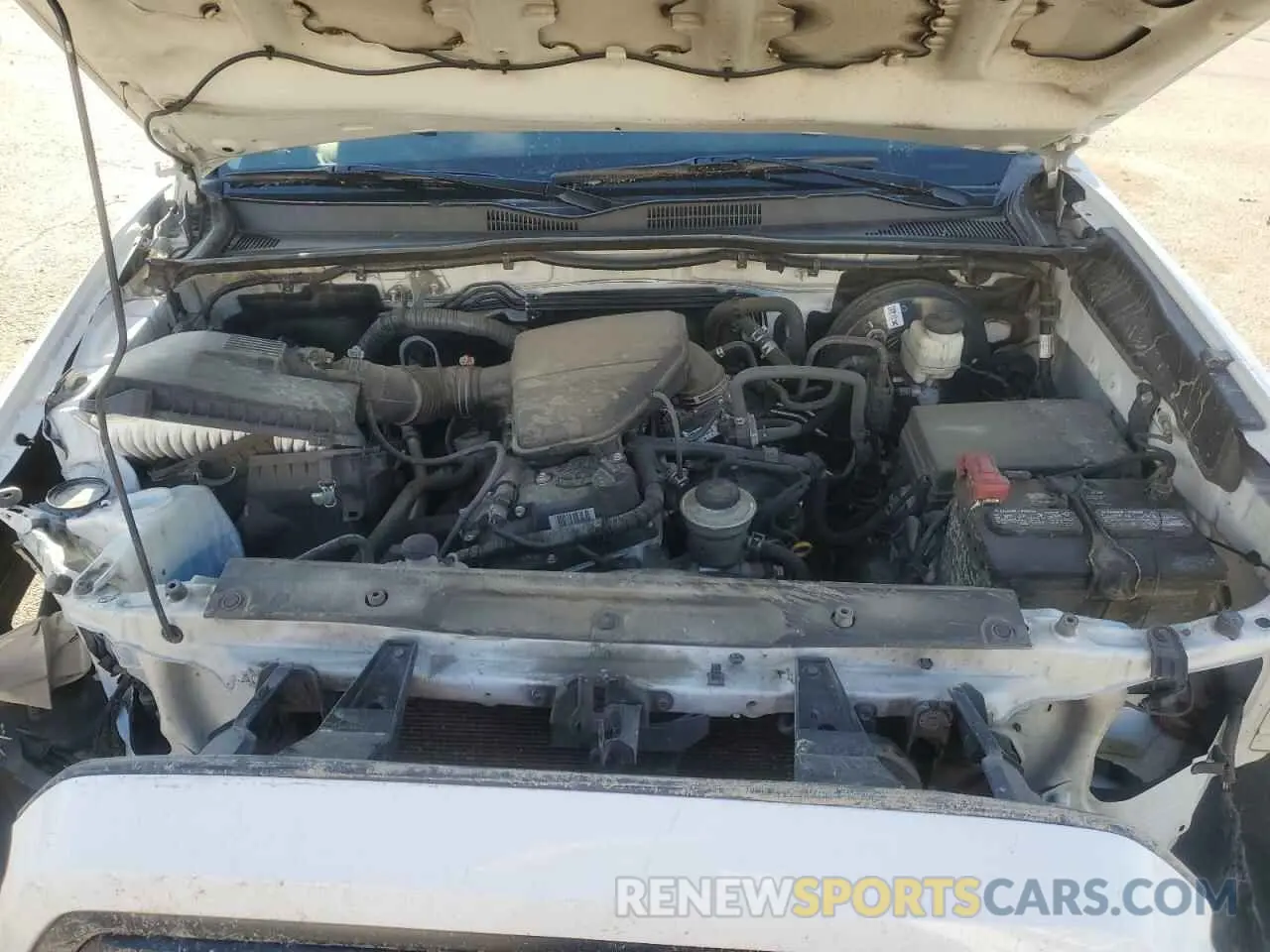 11 fotografías del automóvil dañado 5TFRX5GN0KX147706 TOYOTA TACOMA 2019