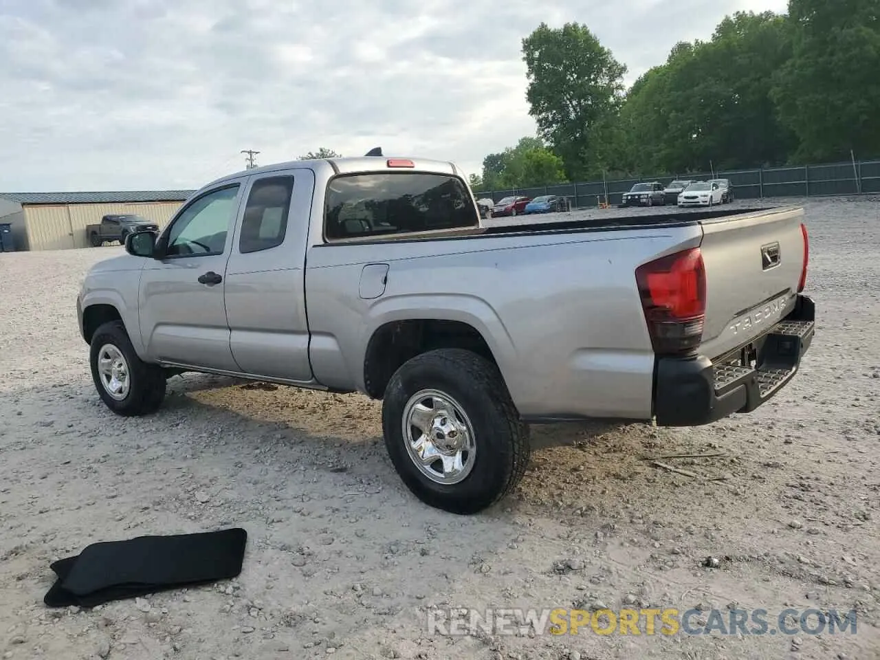 2 fotografías del automóvil dañado 5TFRX5GN0KX149469 TOYOTA TACOMA 2019