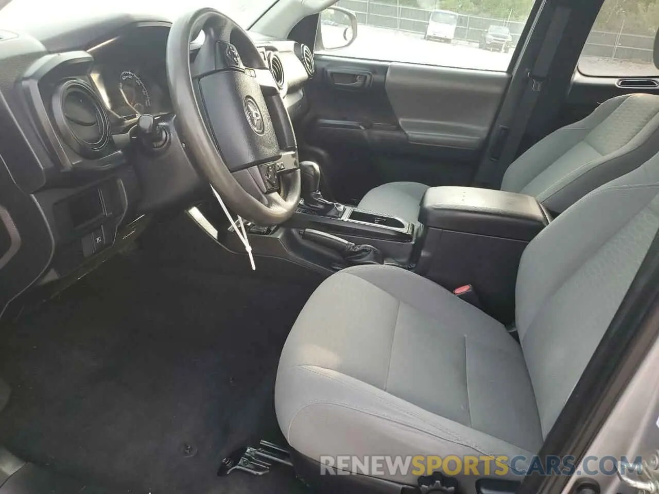 7 fotografías del automóvil dañado 5TFRX5GN0KX149469 TOYOTA TACOMA 2019