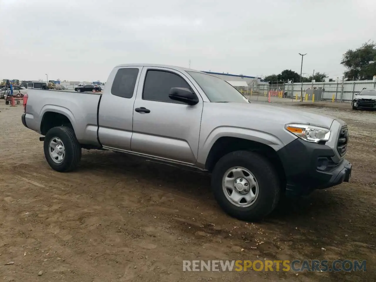 4 fotografías del automóvil dañado 5TFRX5GN1KX147679 TOYOTA TACOMA 2019