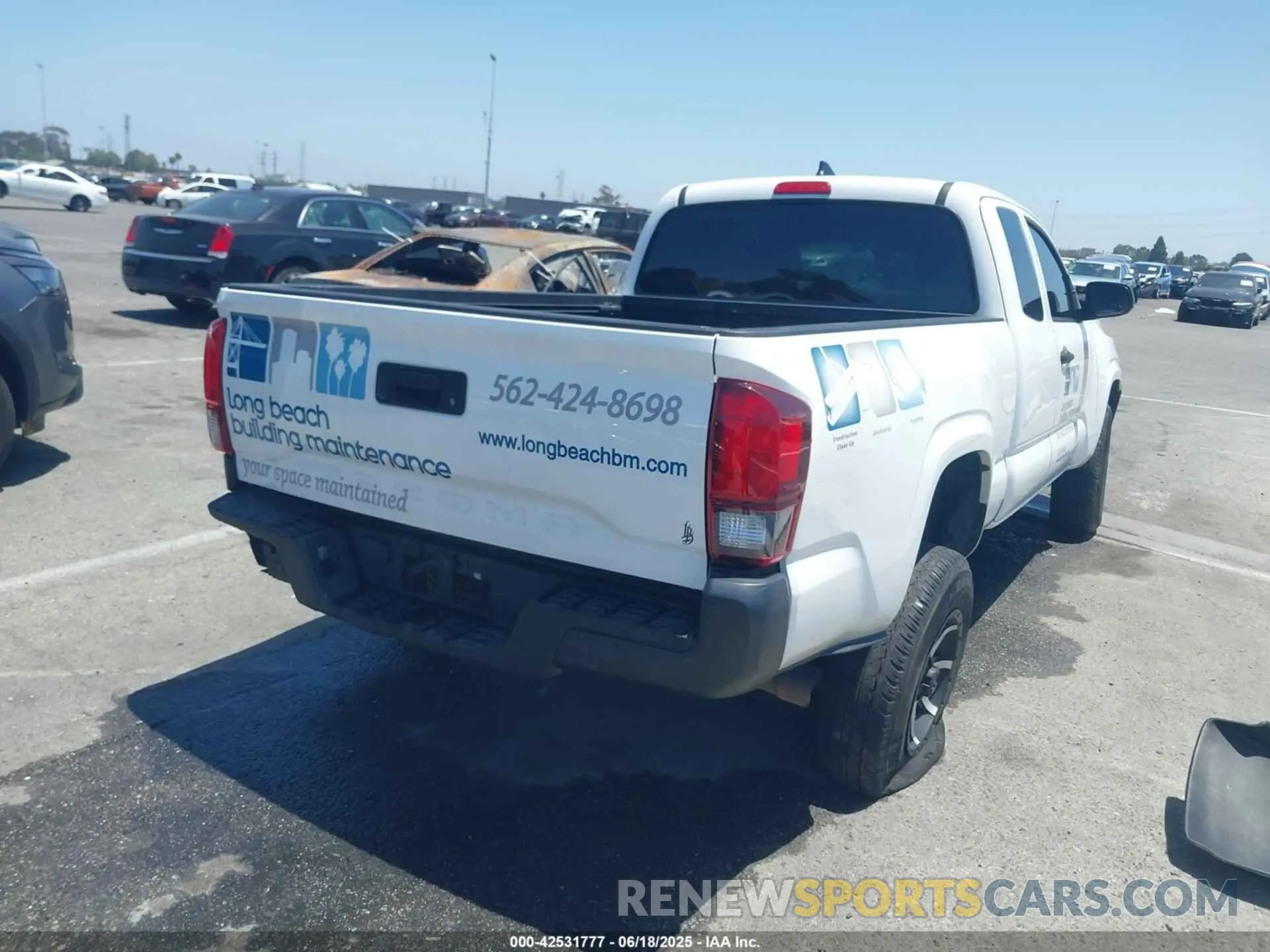4 fotografías del automóvil dañado 5TFRX5GN1KX149562 TOYOTA TACOMA 2019