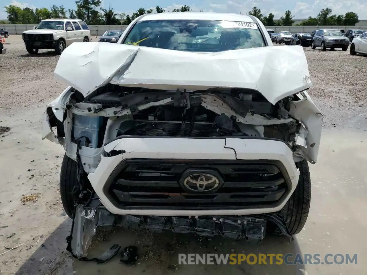 9 fotografías del automóvil dañado 5TFRX5GN1KX158617 TOYOTA TACOMA 2019